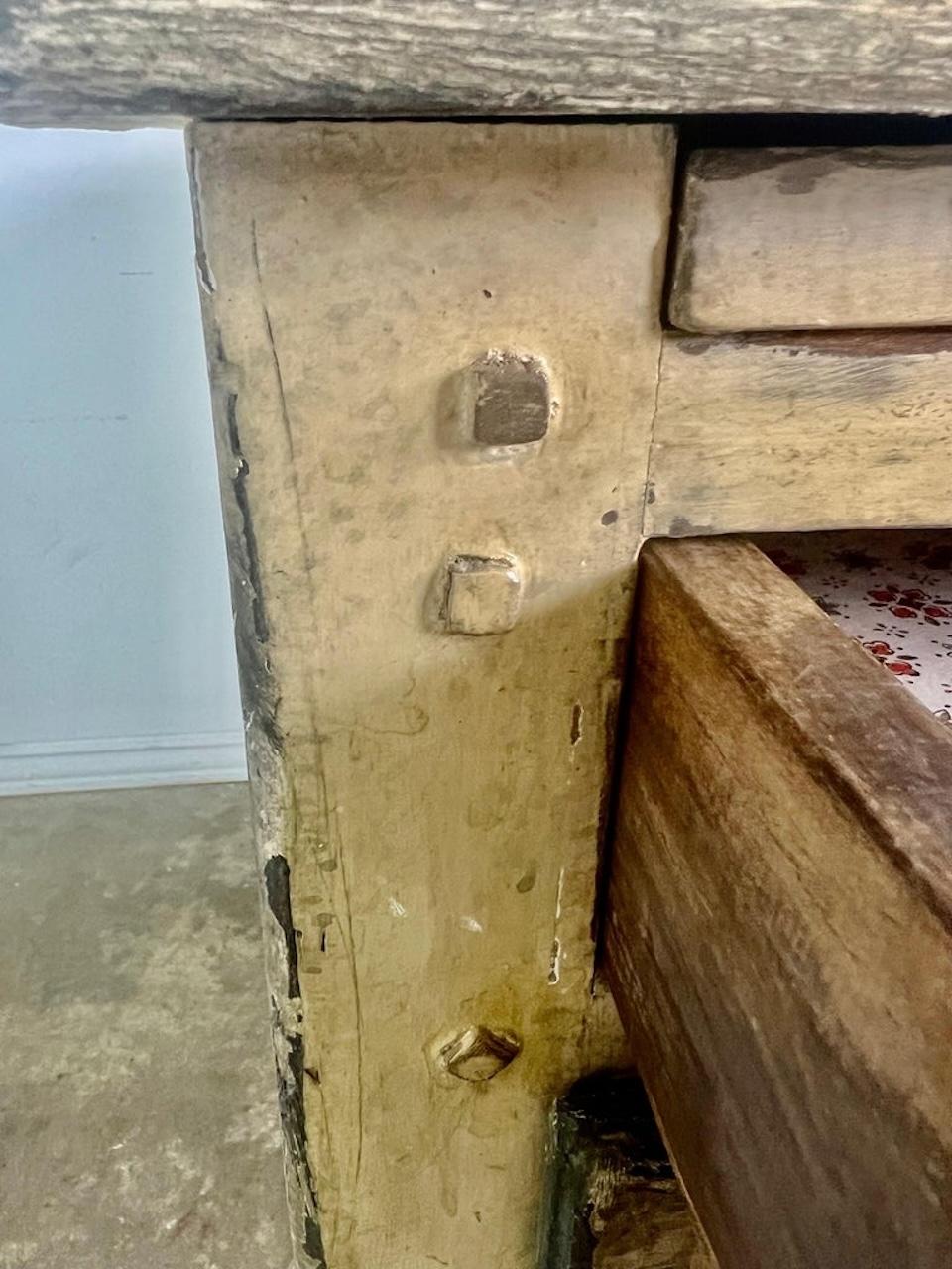 Bureau provincial français 1930 en vente 1