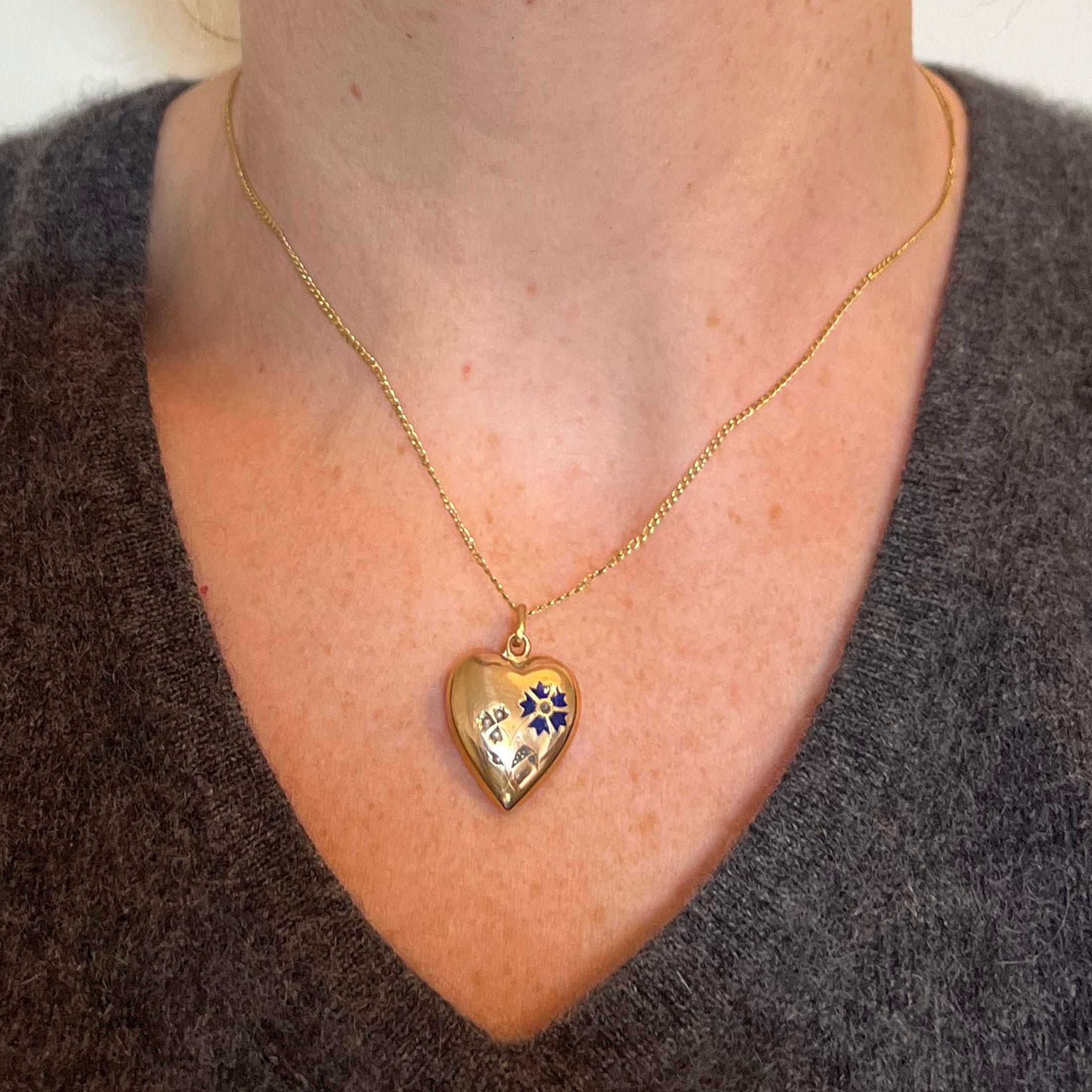 Uncut French Puffy Love Heart Flowers 18K Yellow Gold Enamel Pearl Pendant For Sale