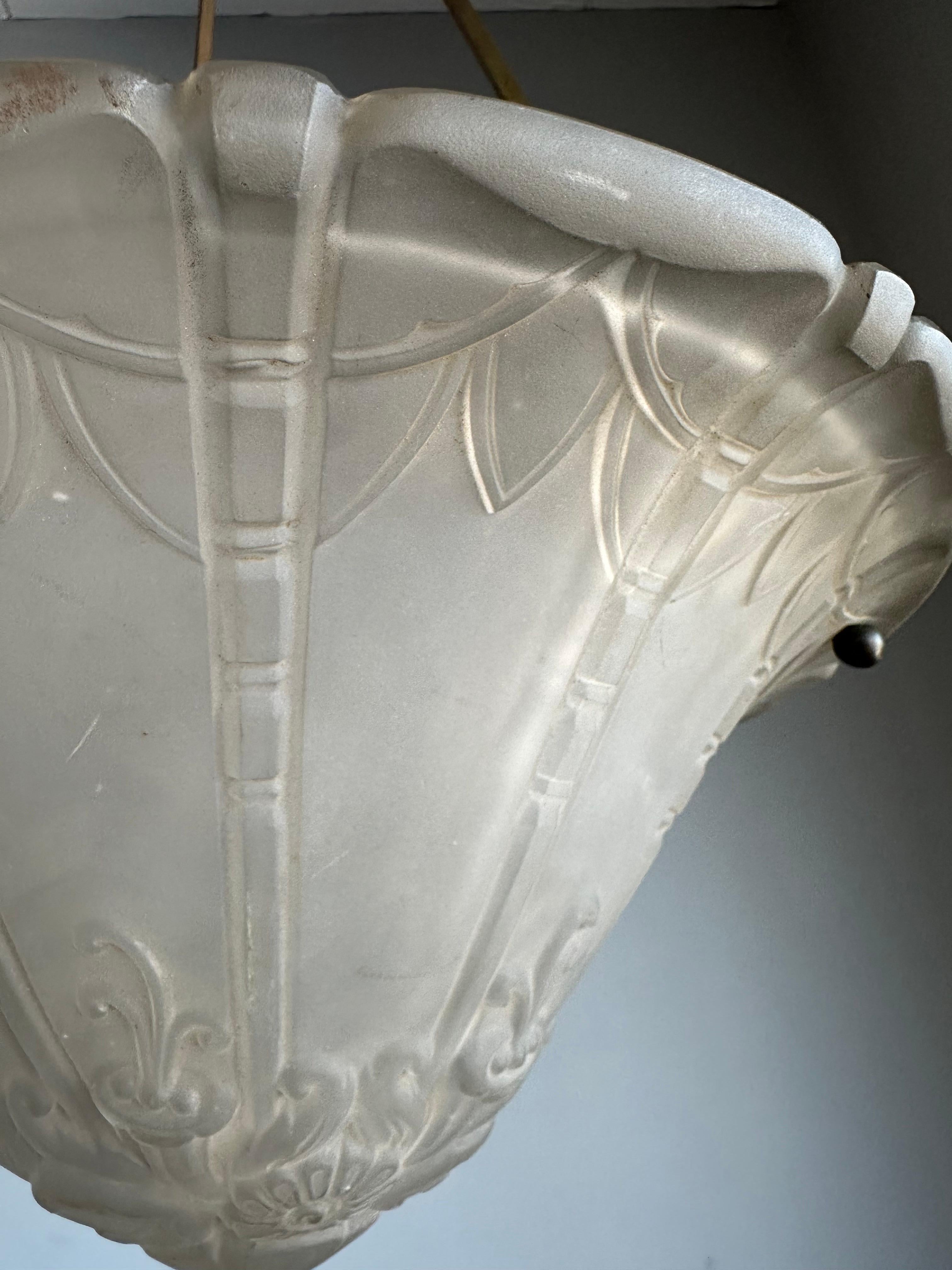 Cast French Pure Art Deco Glass Pendant Light / Chandelier, Daum Pierre D'Avesn 1930s For Sale
