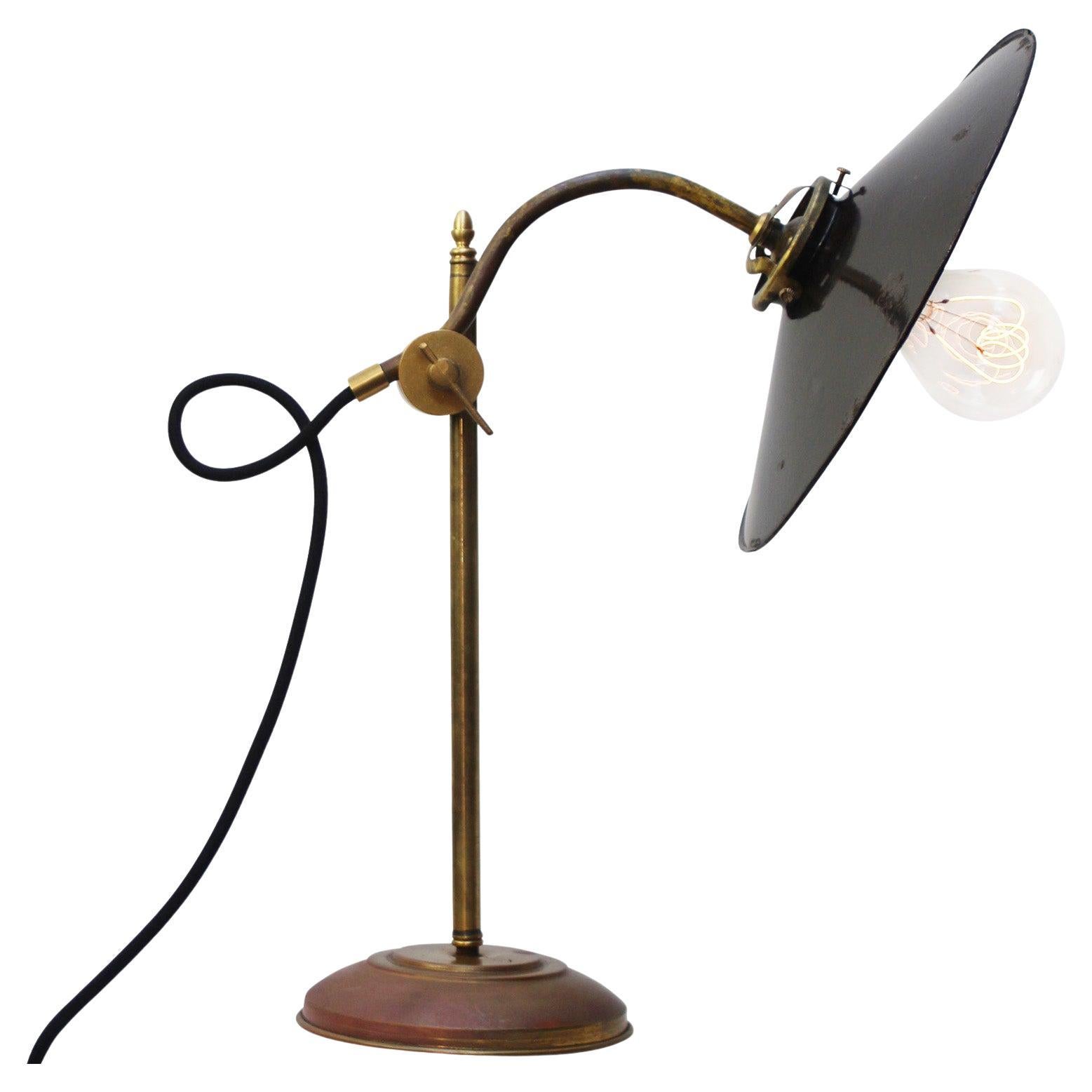 Lampes de table en laiton émaillé brun pourpre en vente