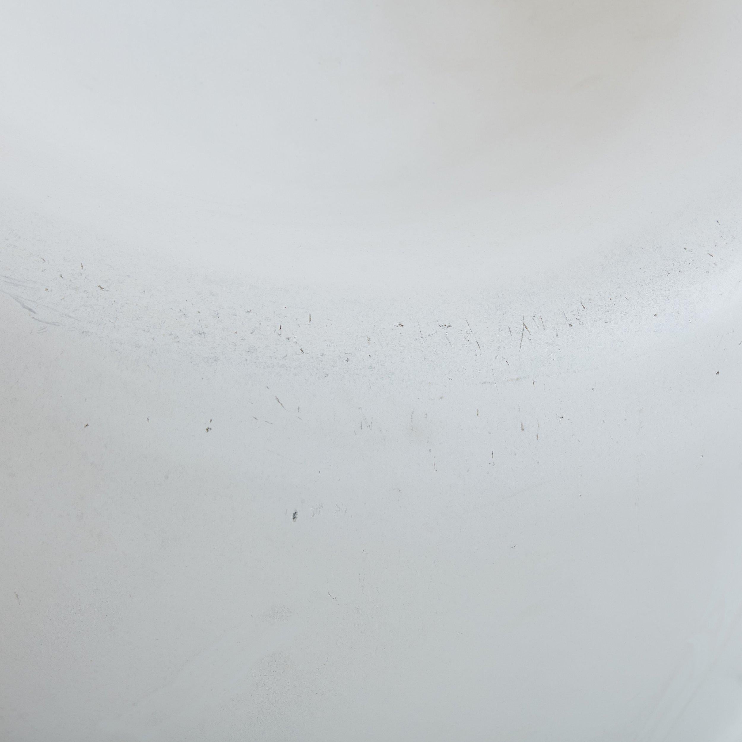 Chaise française R3 Boule en fibre de verre par Charles Zublena (1960-70) en vente 4
