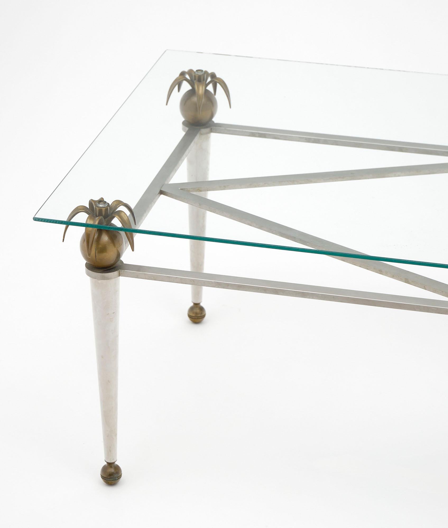 Table basse française en palmier de Raphaël Bon état - En vente à Austin, TX