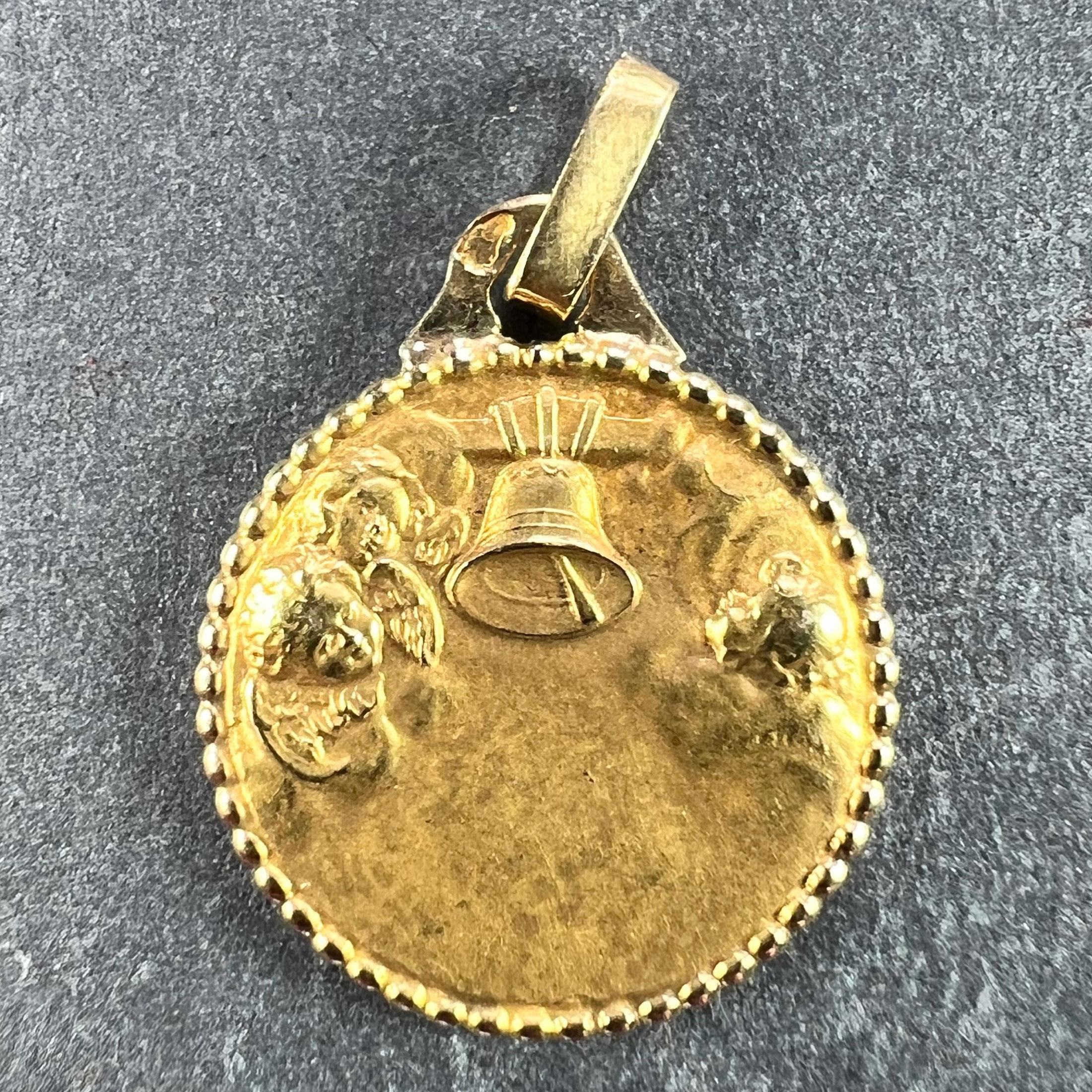 French Raphael’s Cherub 18K Yellow Gold Charm Pendant In Good Condition In London, GB