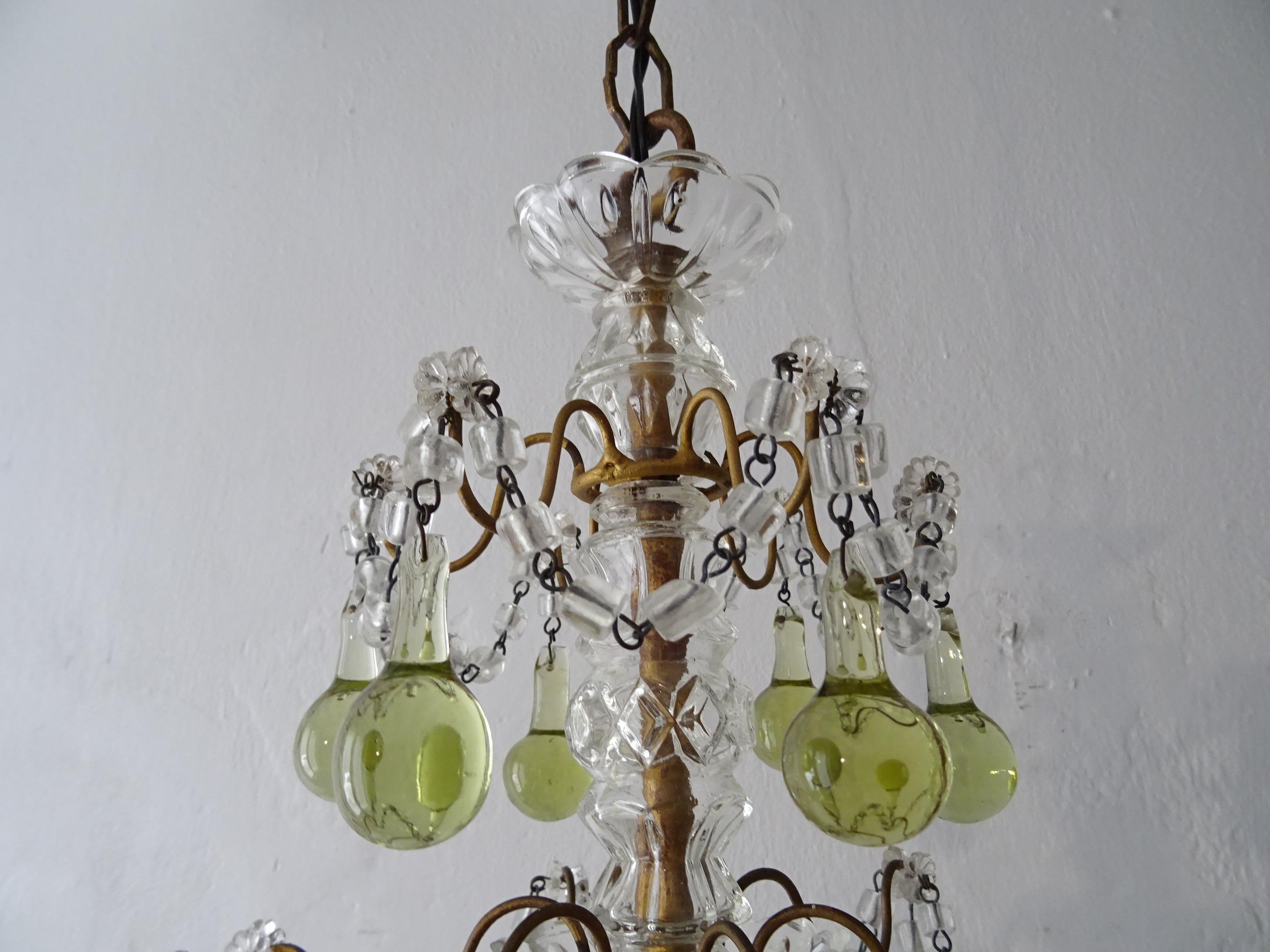 French Rare Green Chartreuse Murano Glass Drops Crystal Chandelier, circa 1920 For Sale 1