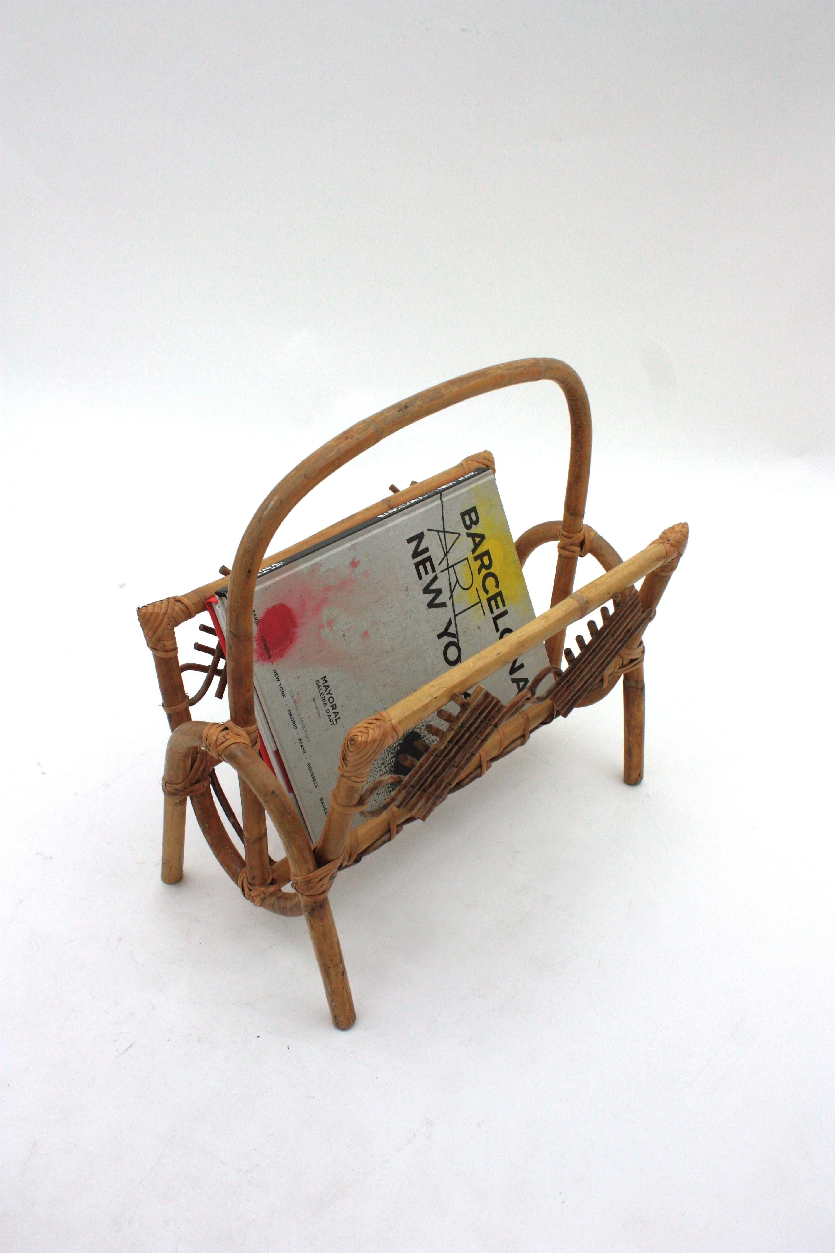 French Rattan Bamboo Magazine Rack with Chinoiserie Details, 1960s For Sale 5