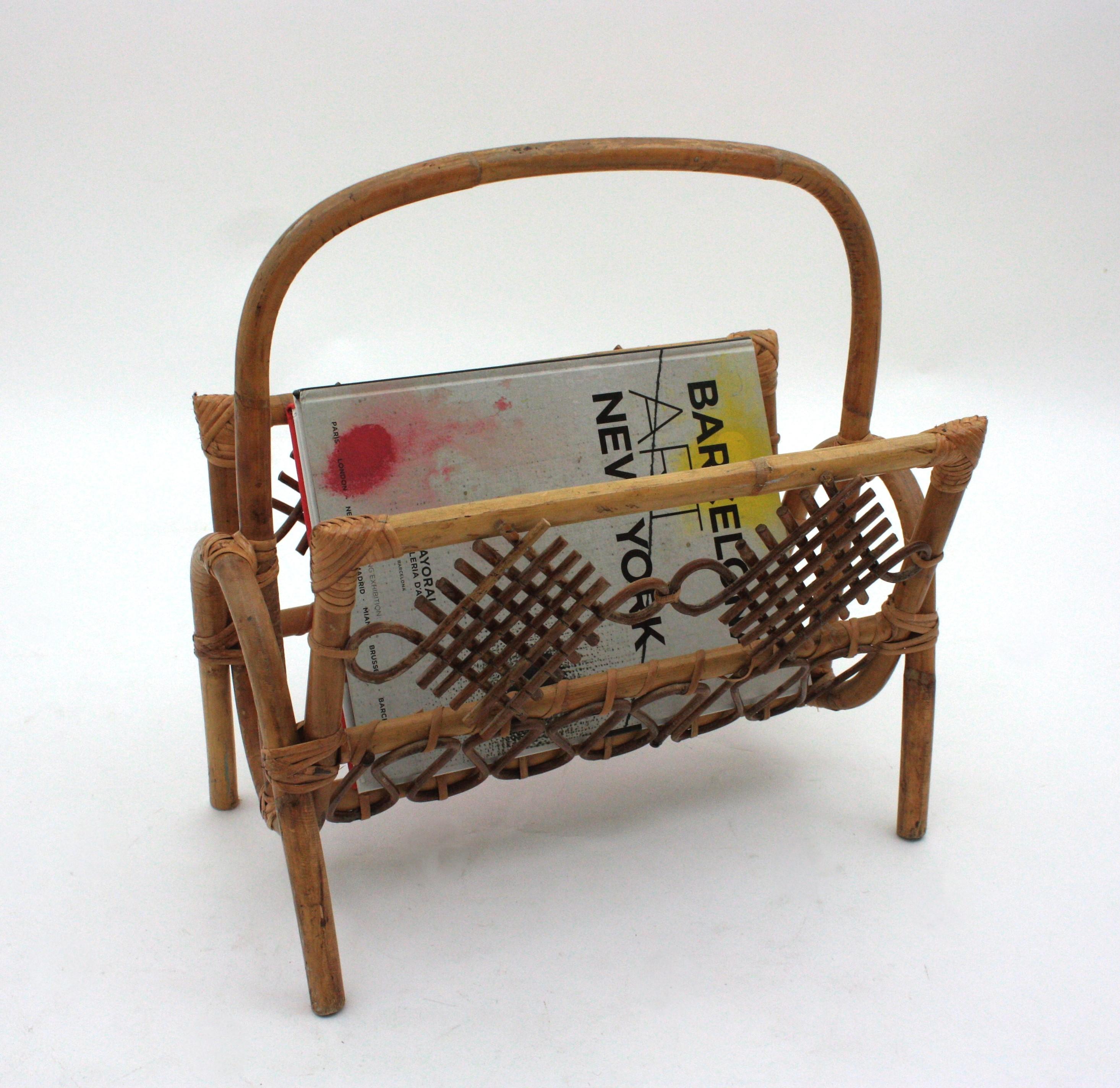 French Rattan Bamboo Magazine Rack with Chinoiserie Details, 1960s For Sale 6