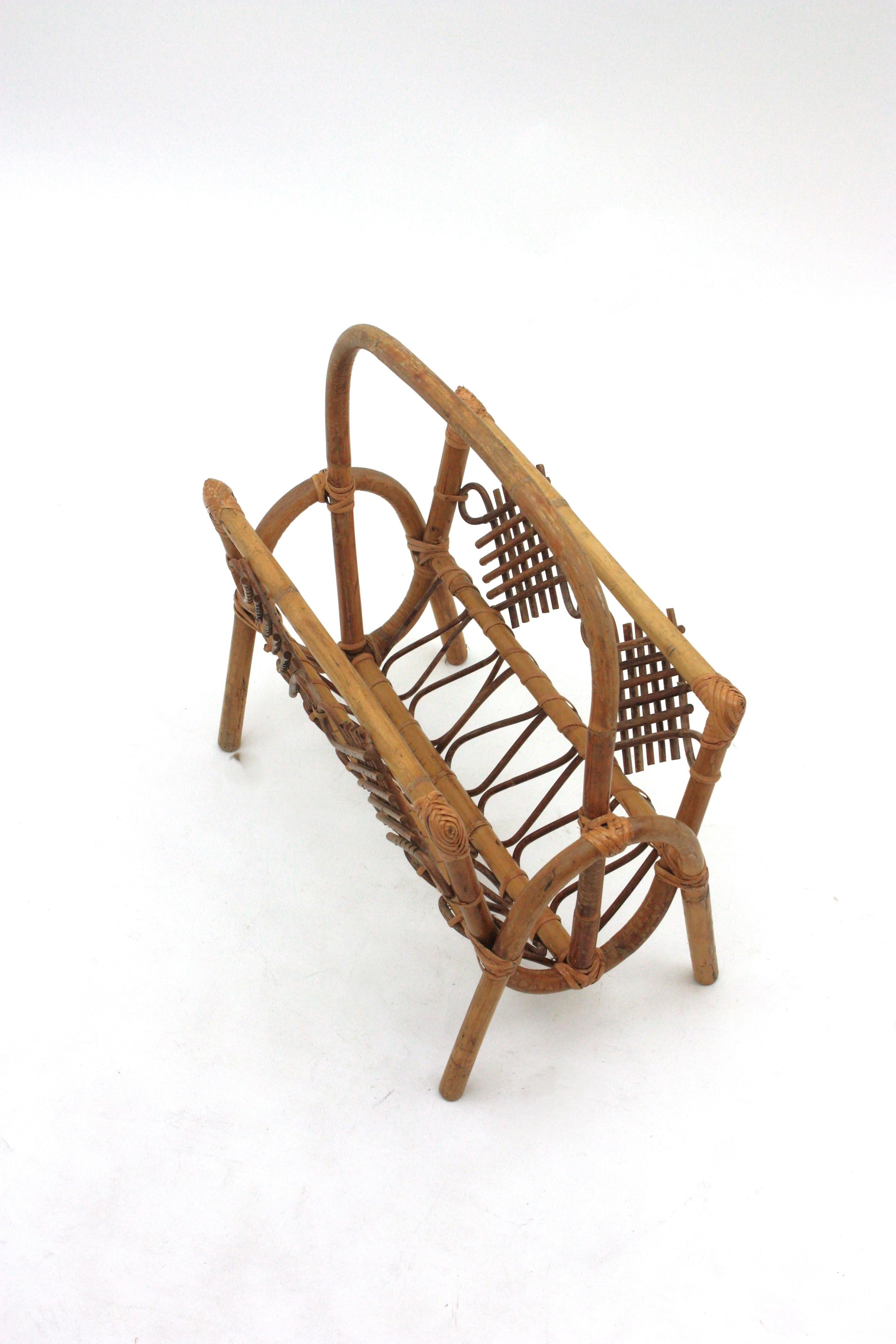 Italian French Rattan Bamboo Magazine Rack with Chinoiserie Details, 1960s For Sale