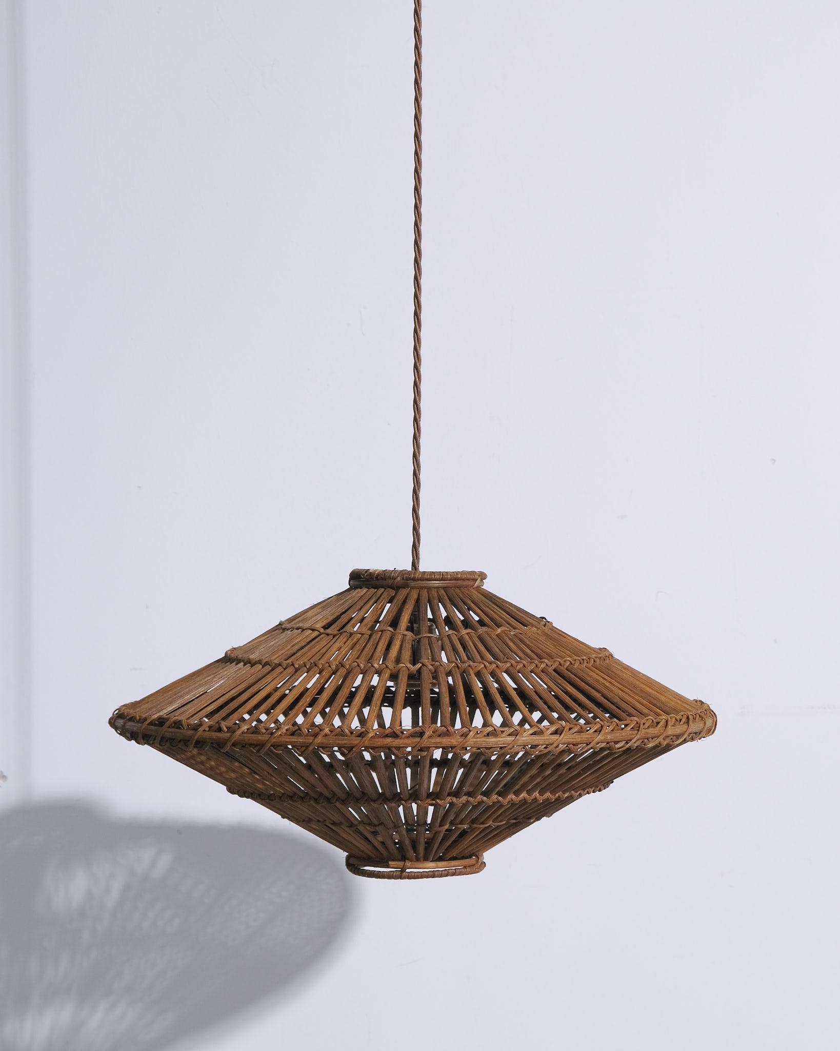 Rattan Ciondolo da soffitto in rattan francese, anni '60 ca. in vendita
