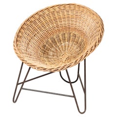 Sillón cónico francés de ratán al estilo de Mathieu Matégot