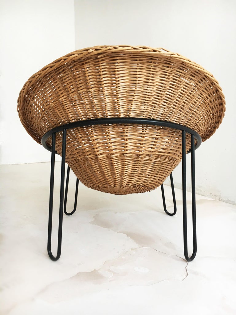 French Rattan Cone Basket Lounge Chair, France, 1950s For Sale at