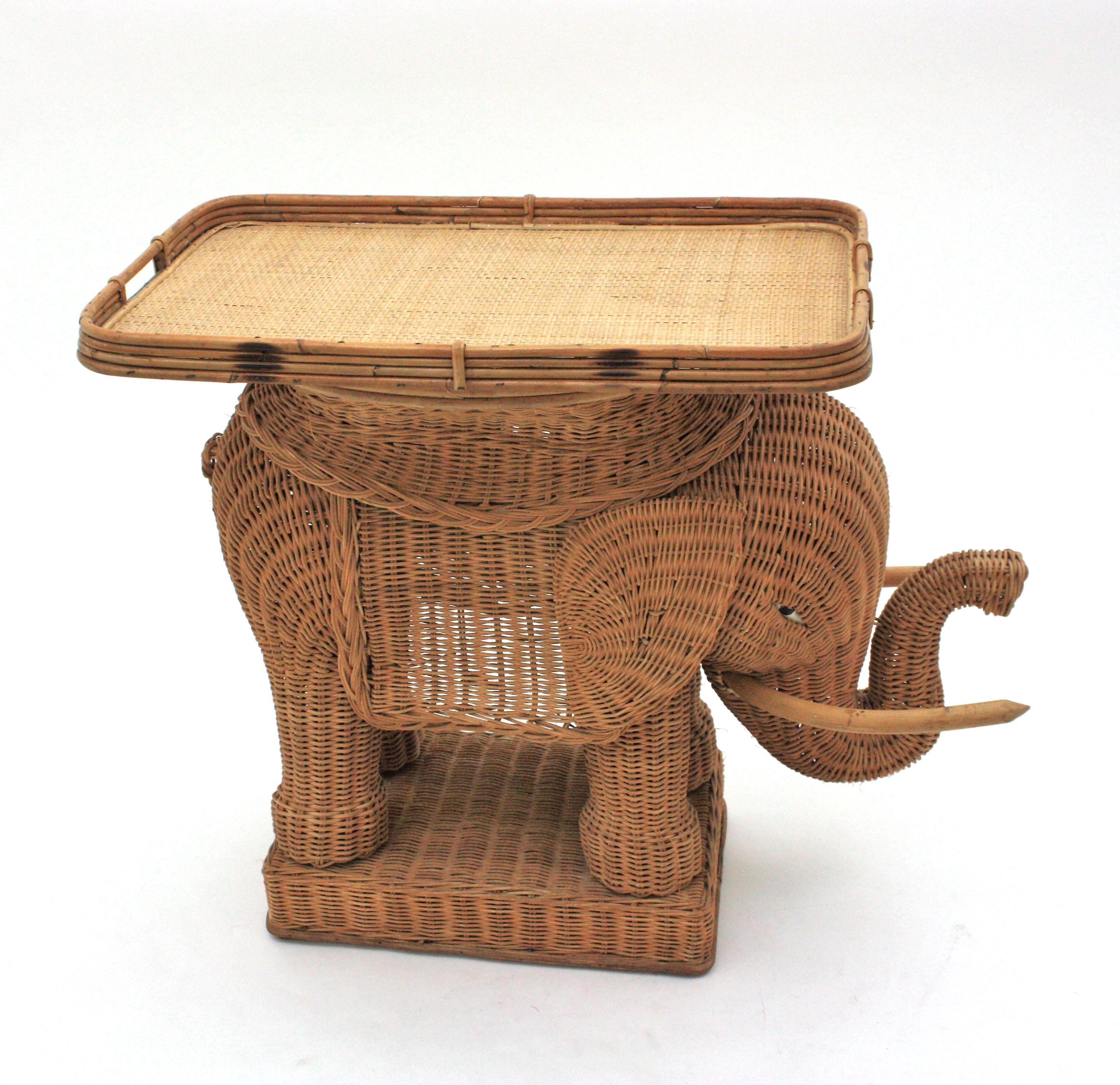 French Rattan Elephant Tray Table or Drinks Table, 1950s For Sale 2