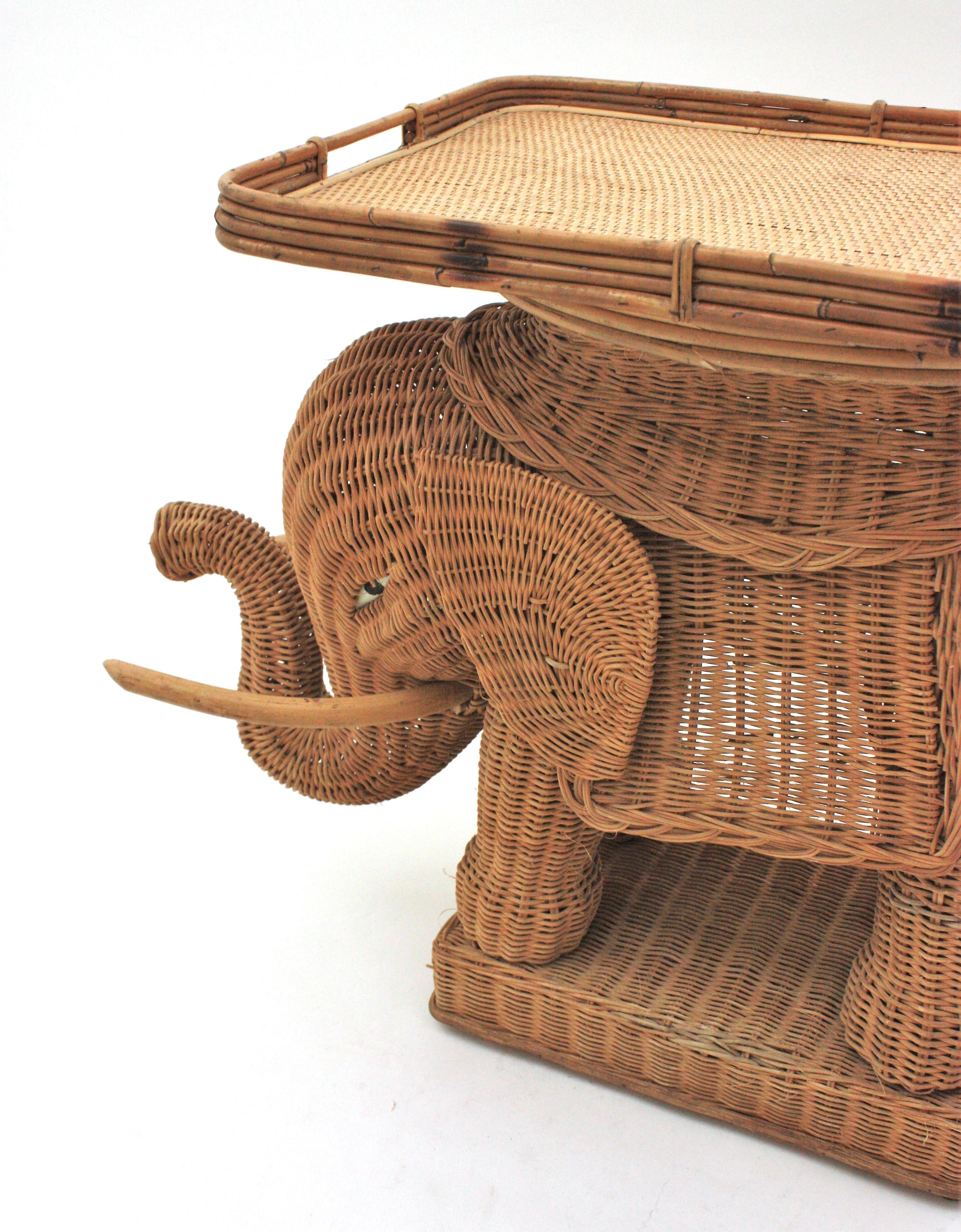 French Rattan Elephant Tray Table or Drinks Table, 1950s For Sale 5