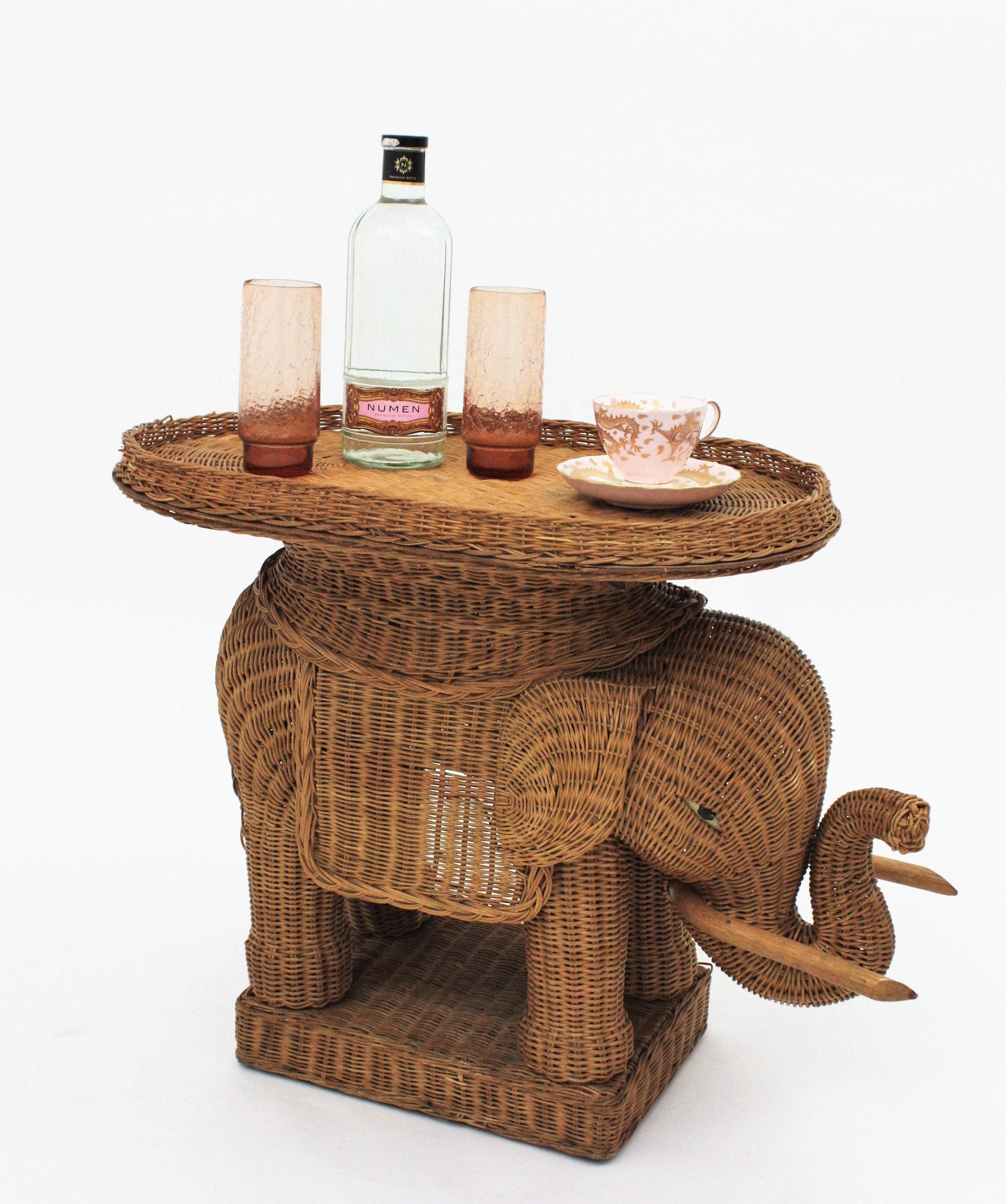 rattan drink table