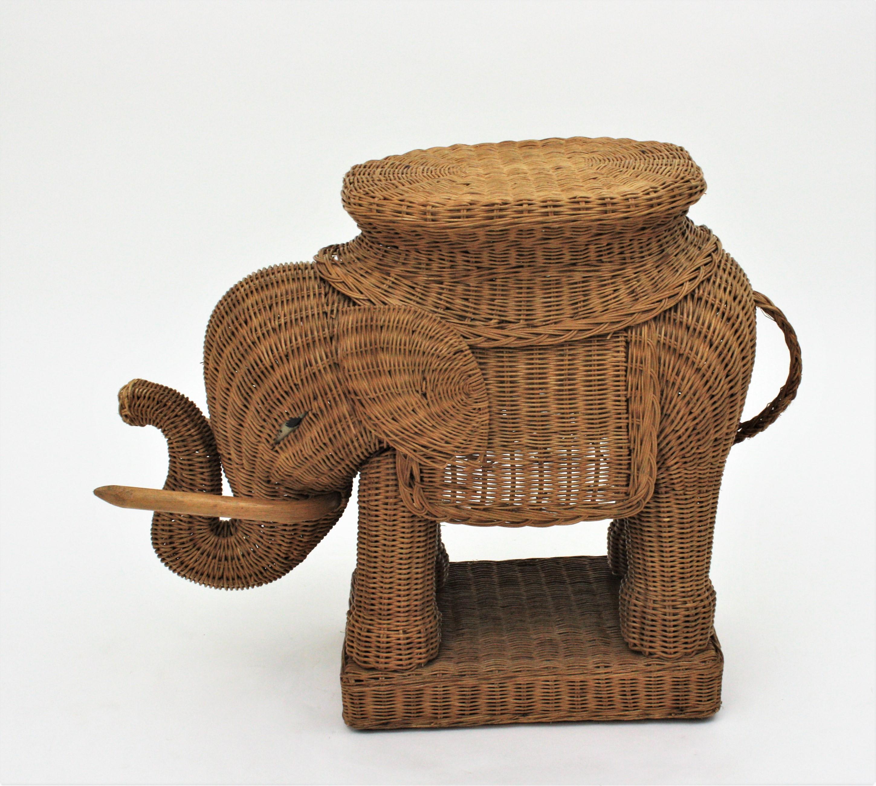Colonial Revival French Rattan Elephant Tray Table or Drinks Table
