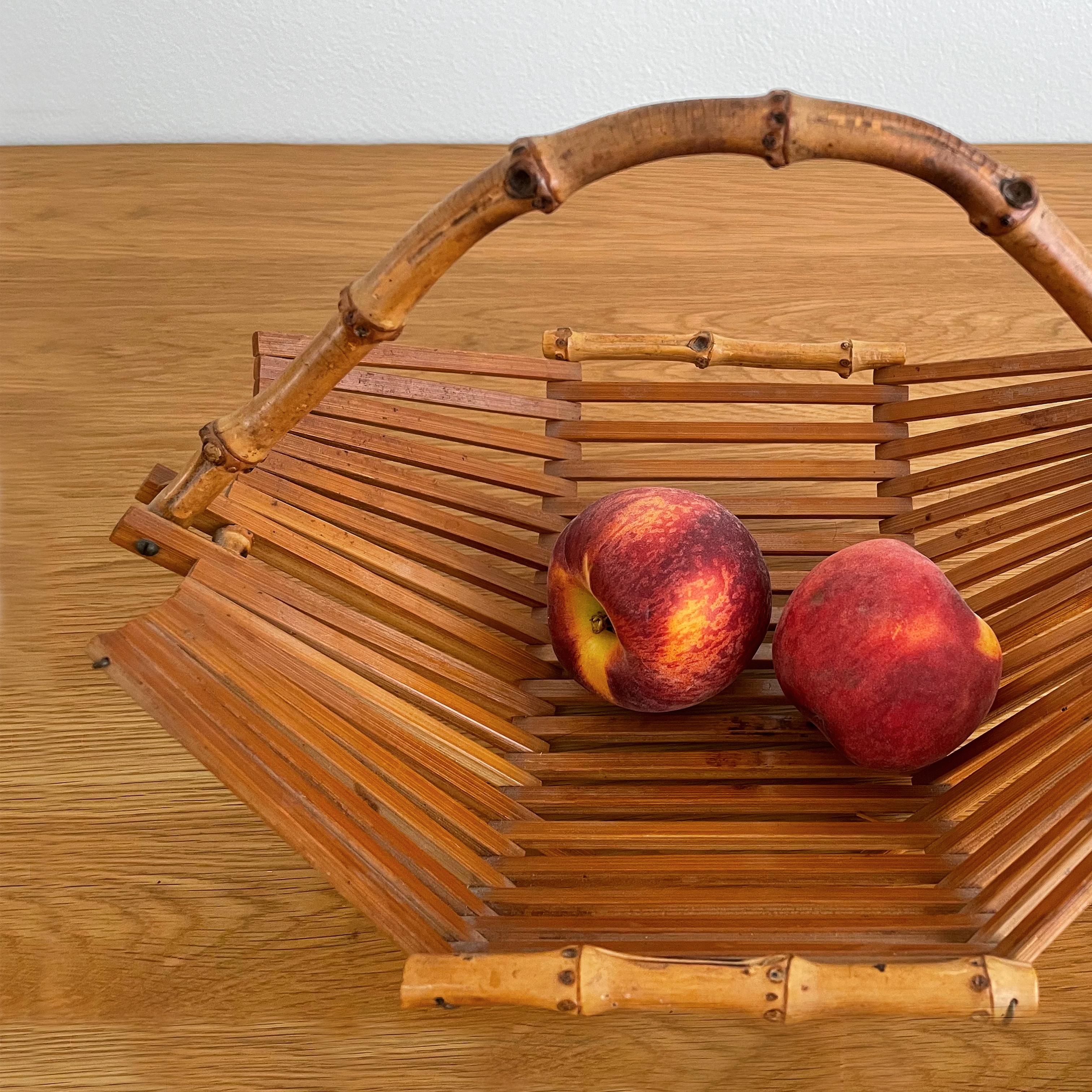 French Rattan Fruit Basket with Bamboo Handle For Sale 1