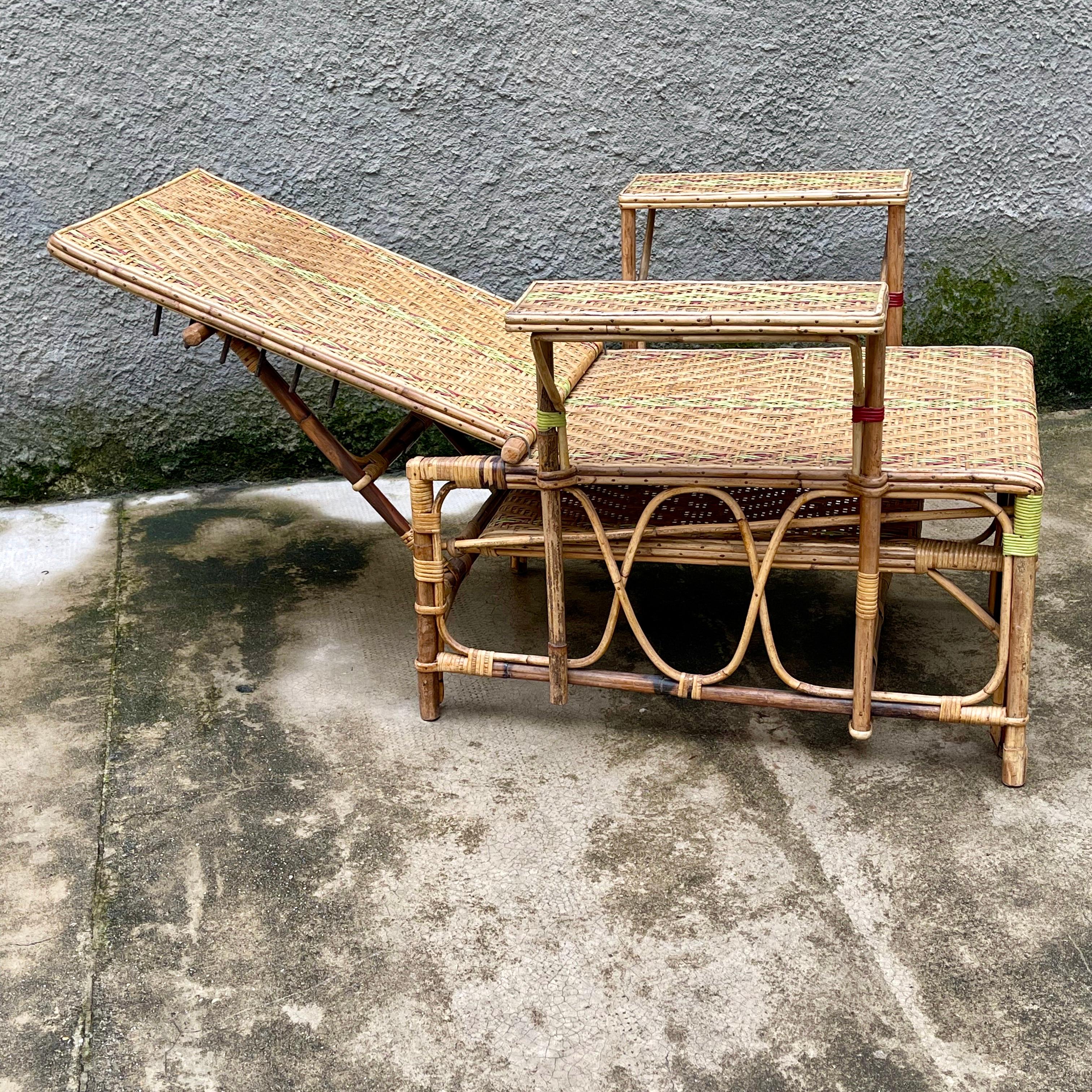 Mid-20th Century French Rattan Green Stripe Folding Deck Chaise Lounge, 1930s For Sale