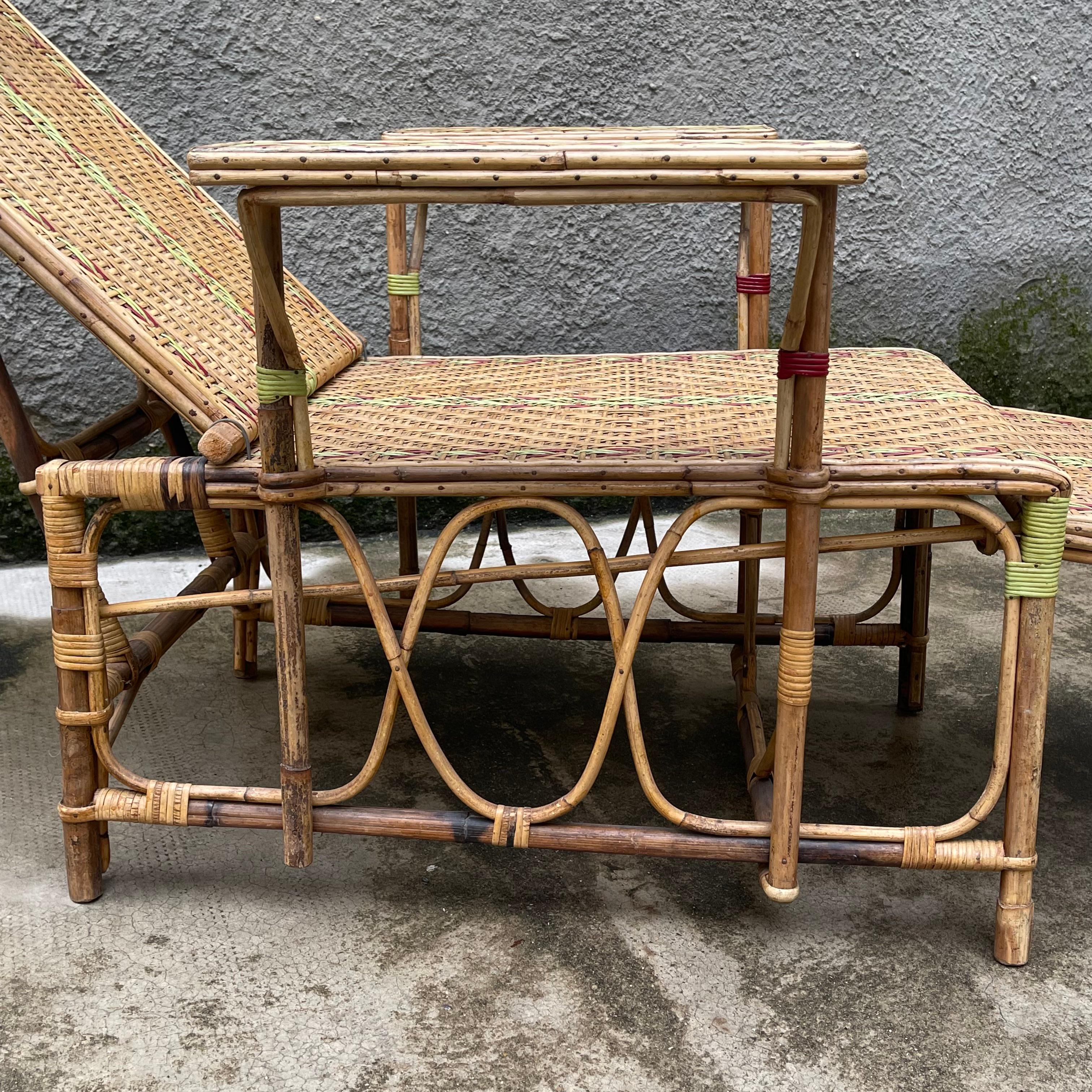 French Rattan Green Stripe Folding Deck Chaise Lounge, 1930s For Sale 3