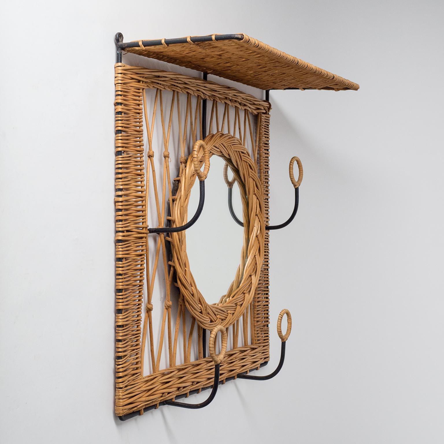 French Rattan Hat Rack with Mirror, circa 1960 In Good Condition In Vienna, AT
