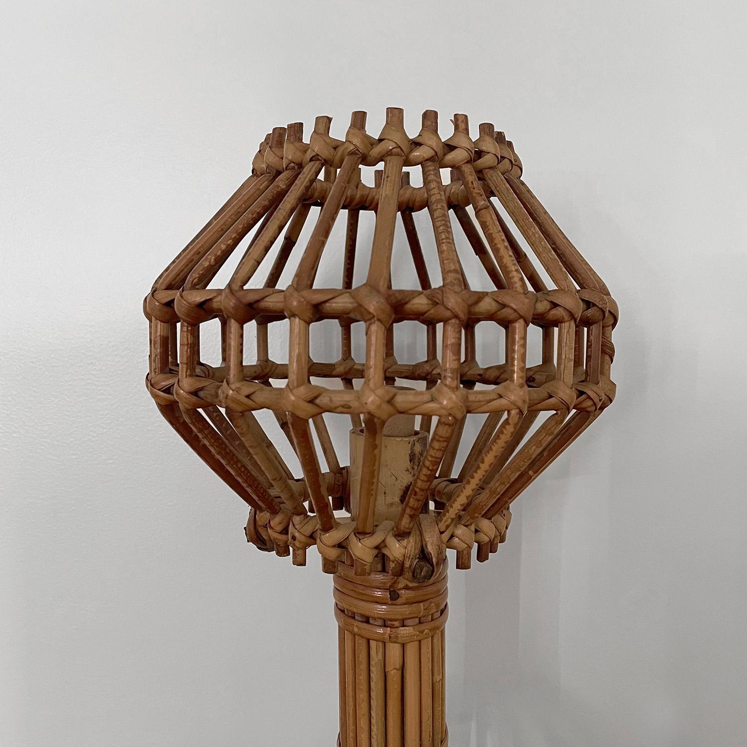 French Rattan Infinity Table Lamp  In Good Condition For Sale In Los Angeles, CA