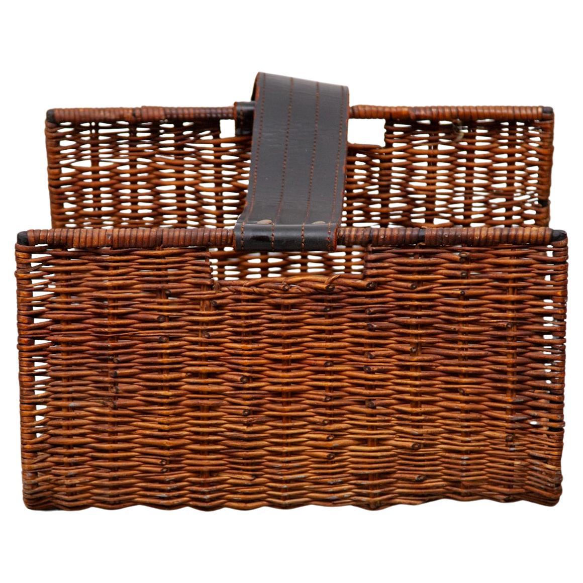 Französischer Rattan-Zeitschriftenständer / Zeitungsständer 60er Jahre Mid Century Vintage