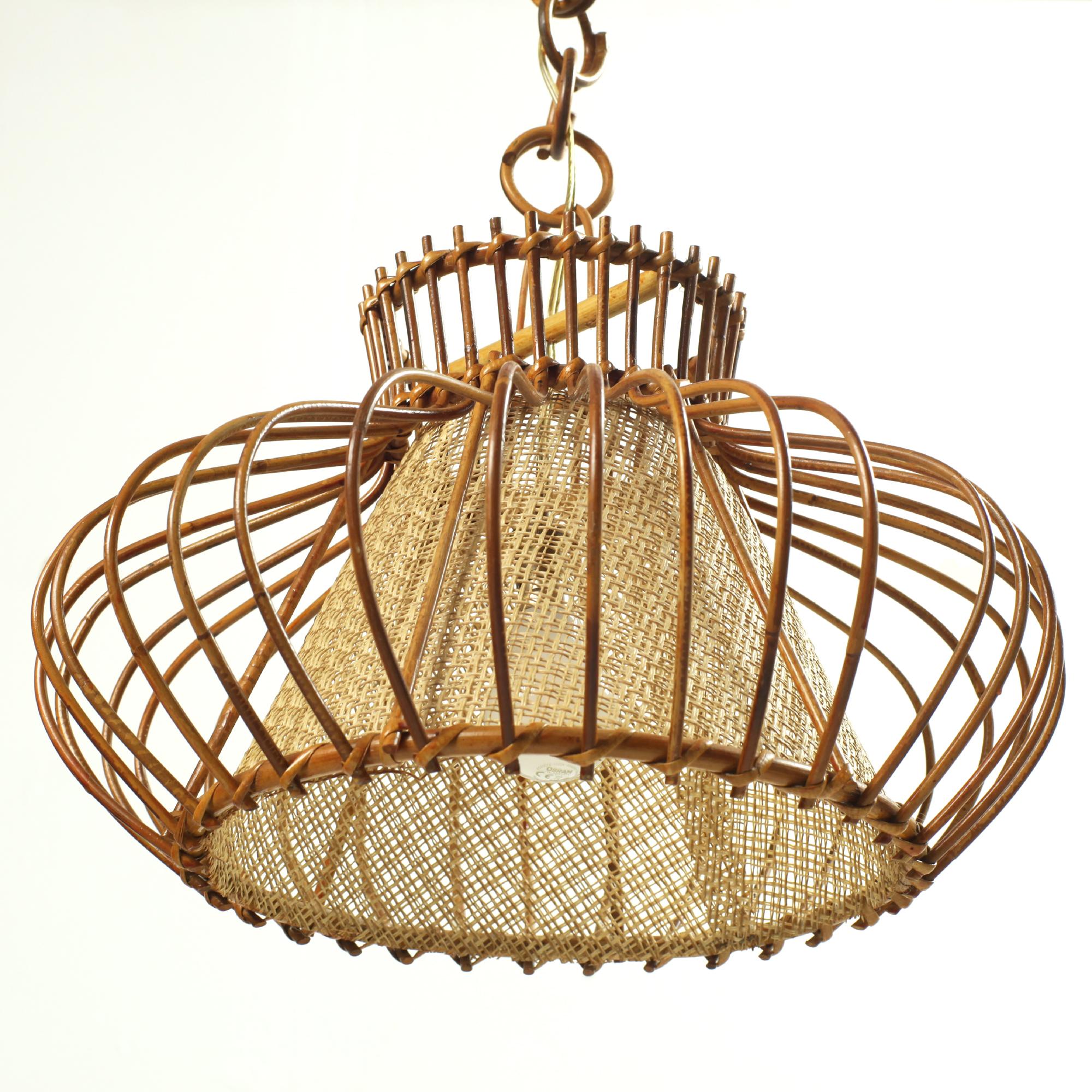 Rafia Lampada a sospensione in rattan francese 1960 in vendita