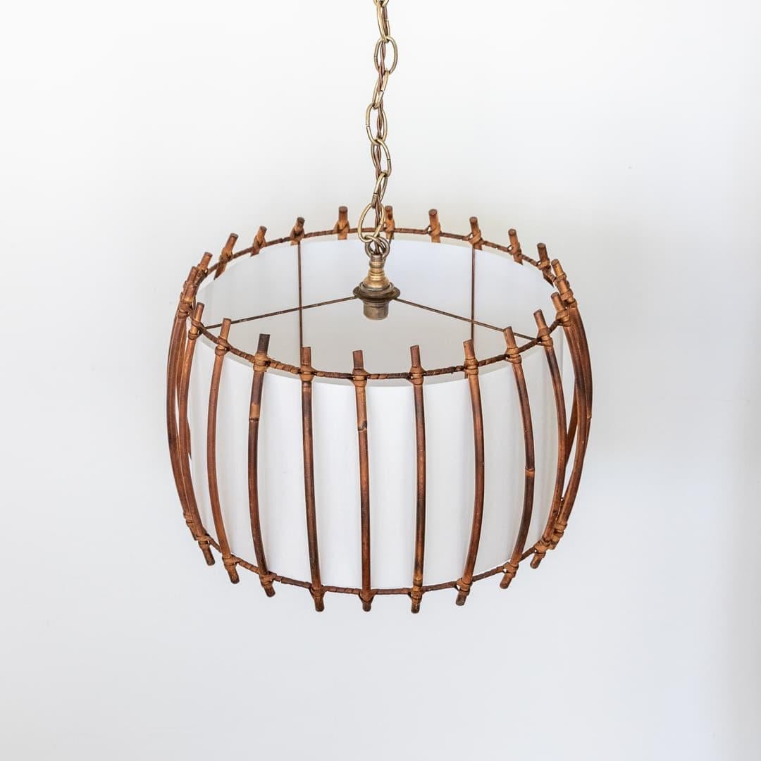 French Rattan Pendant Light In Good Condition For Sale In Los Angeles, CA