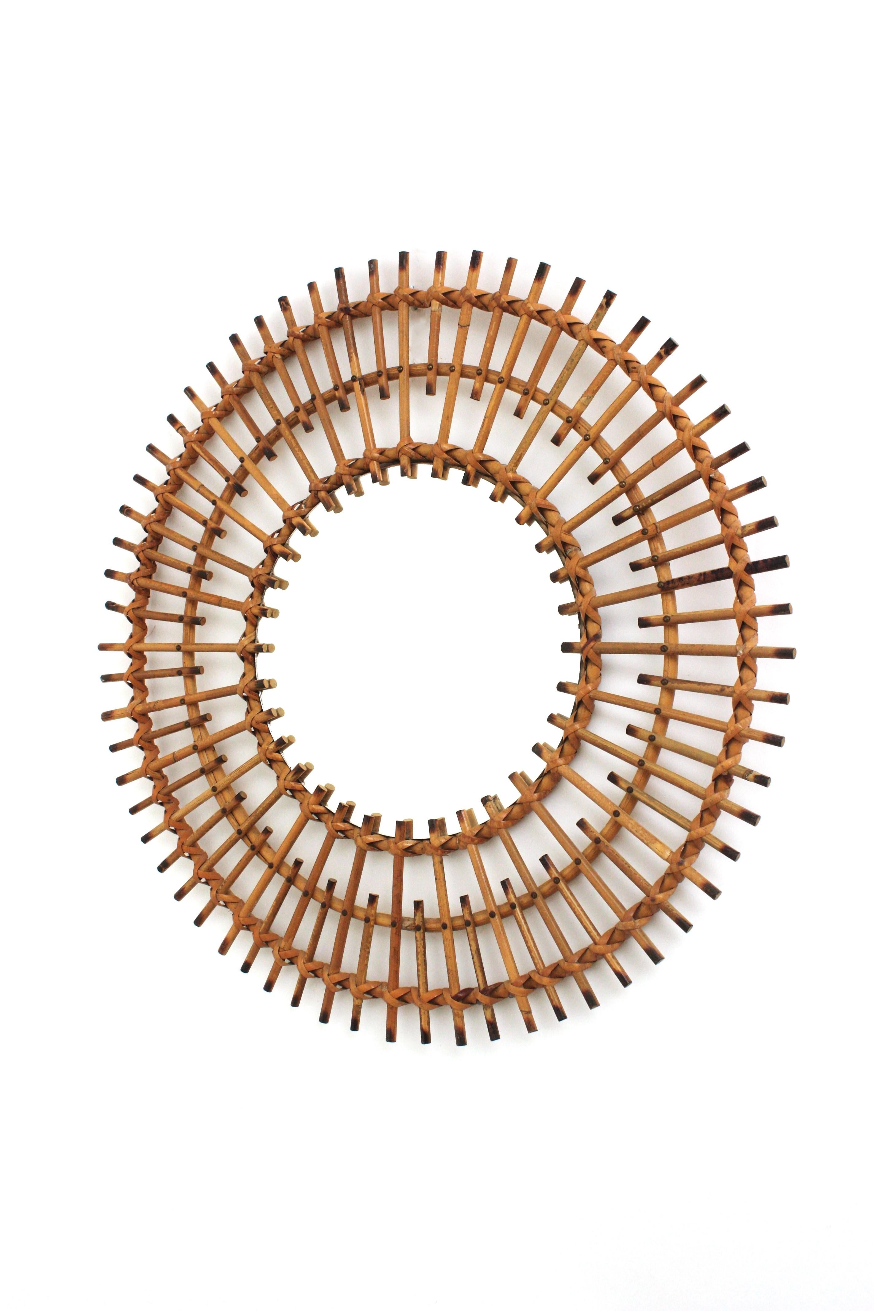 Specchio francese in rattan Sunburst con cornice a doppio strato in vendita 3