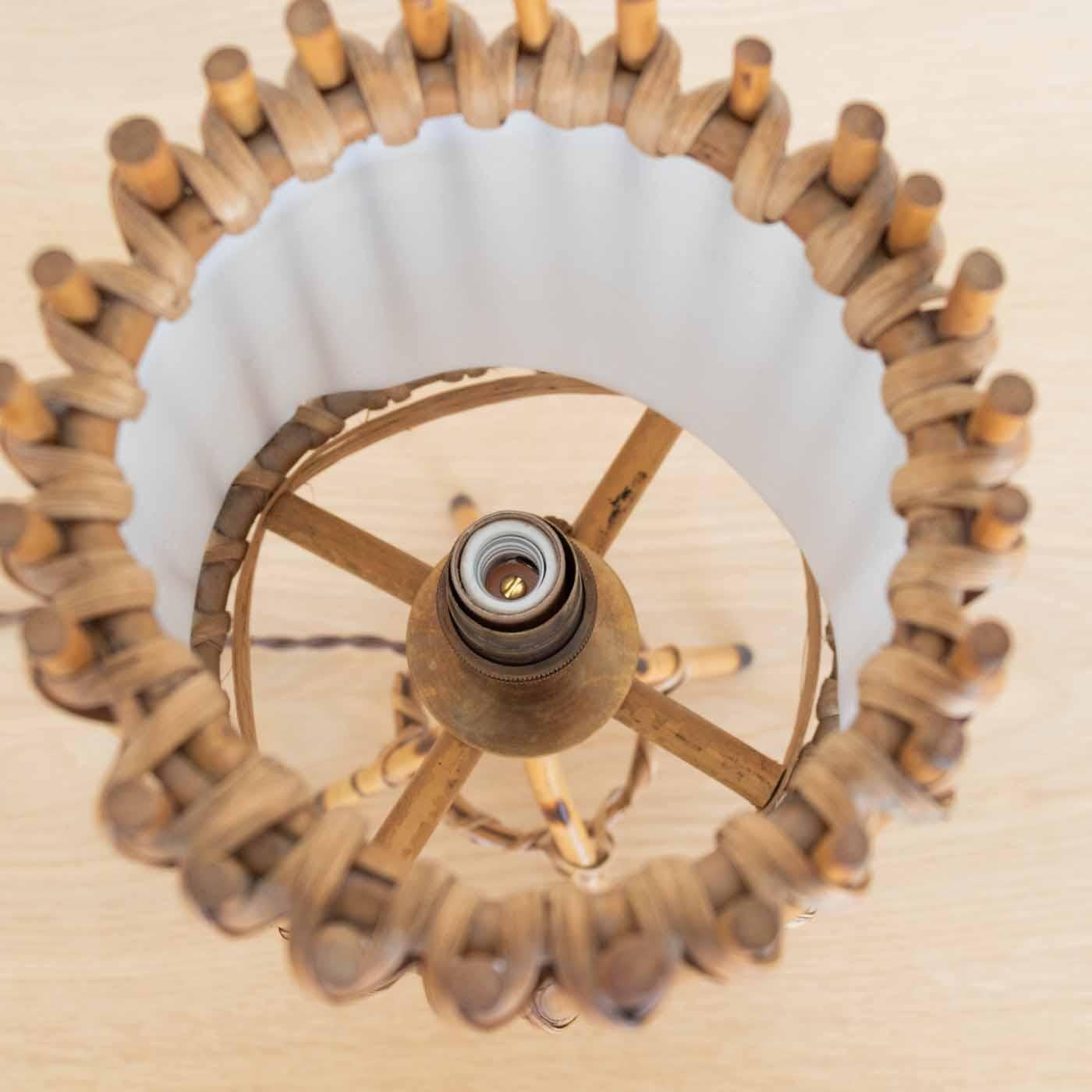 Lampe à poser en rotin en vente 4