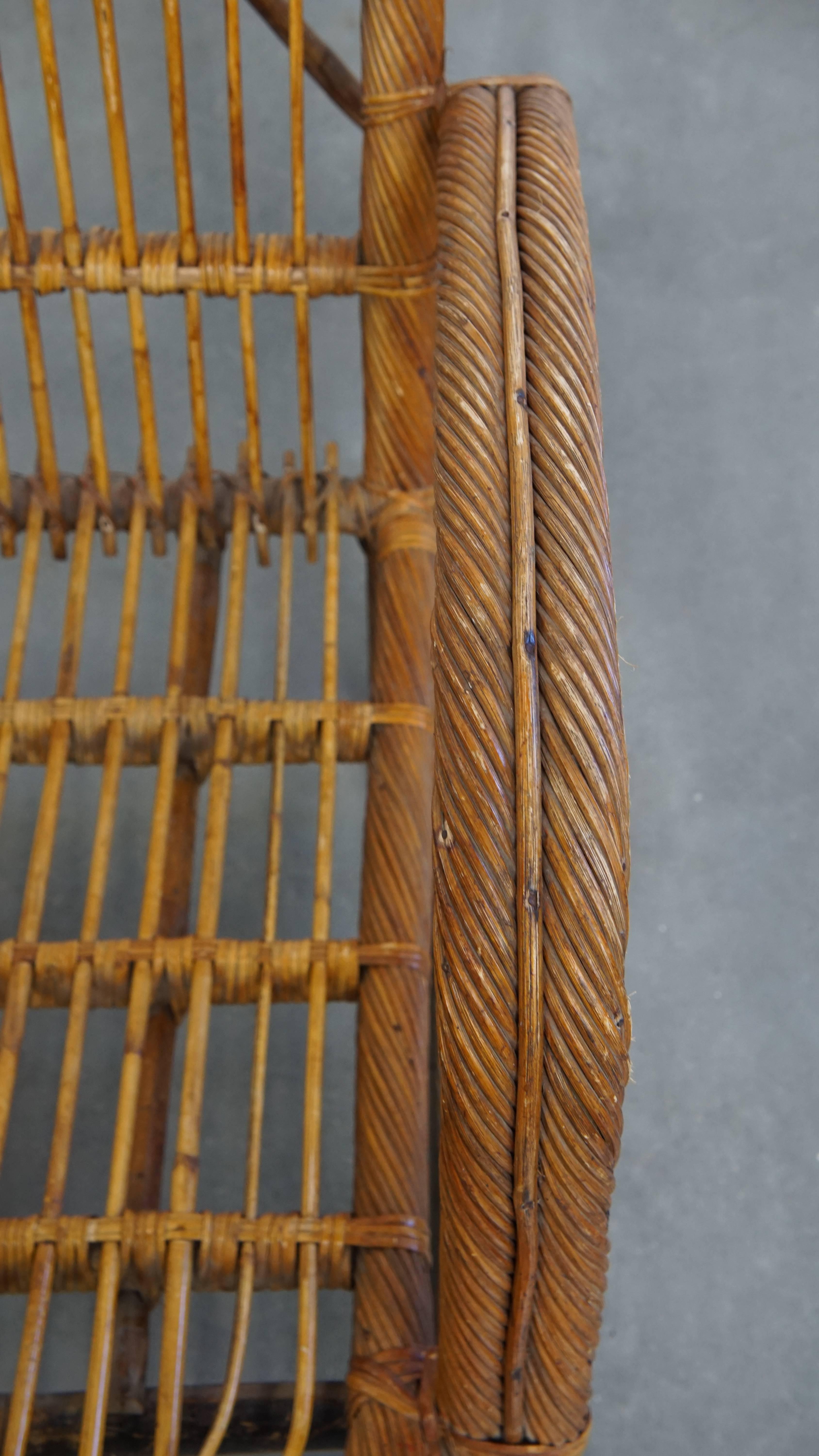 French Rattan Vintage Design Armchair from the 1950s For Sale 2