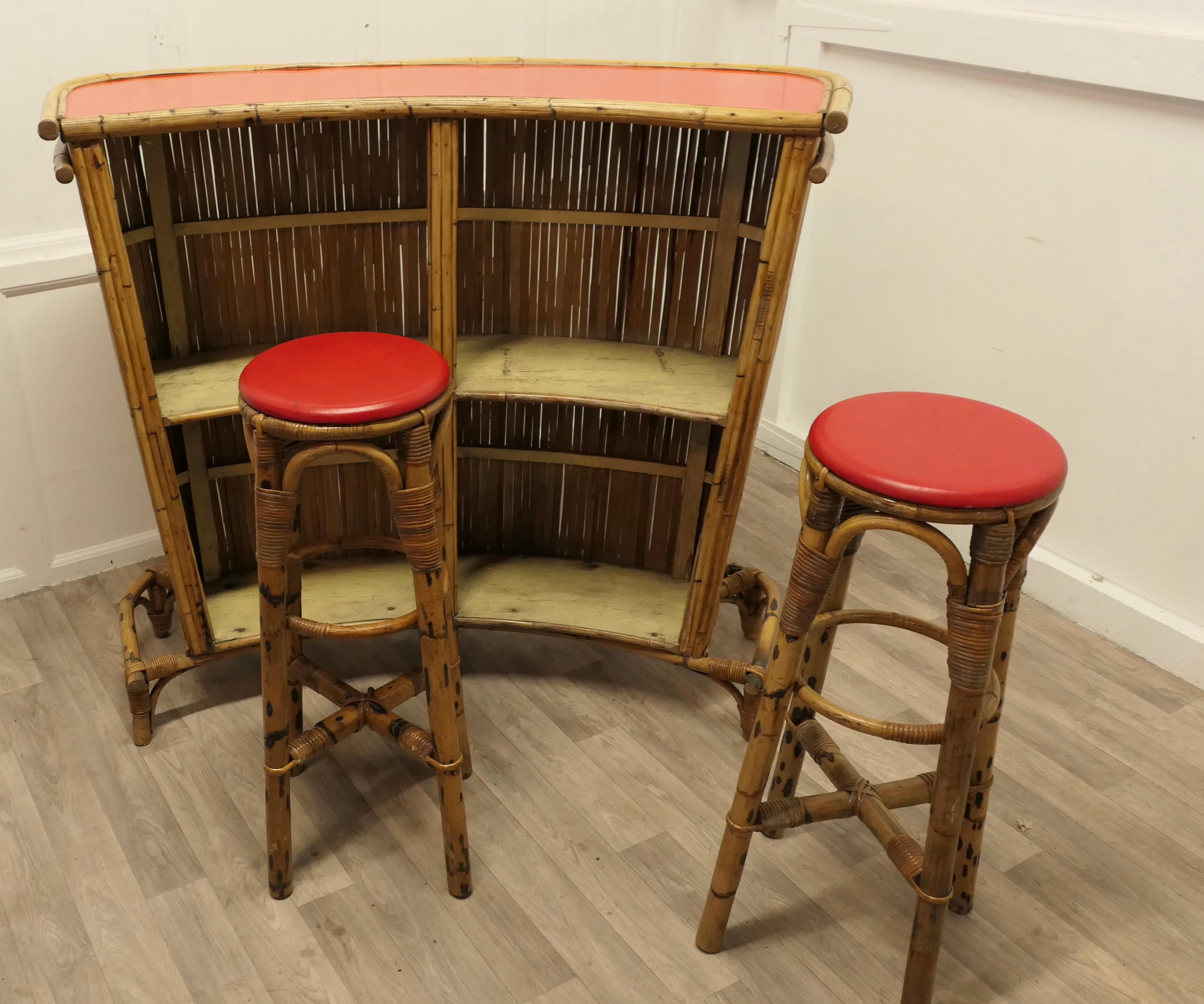 French Reception Greeting Tiki Bar with Stools 4