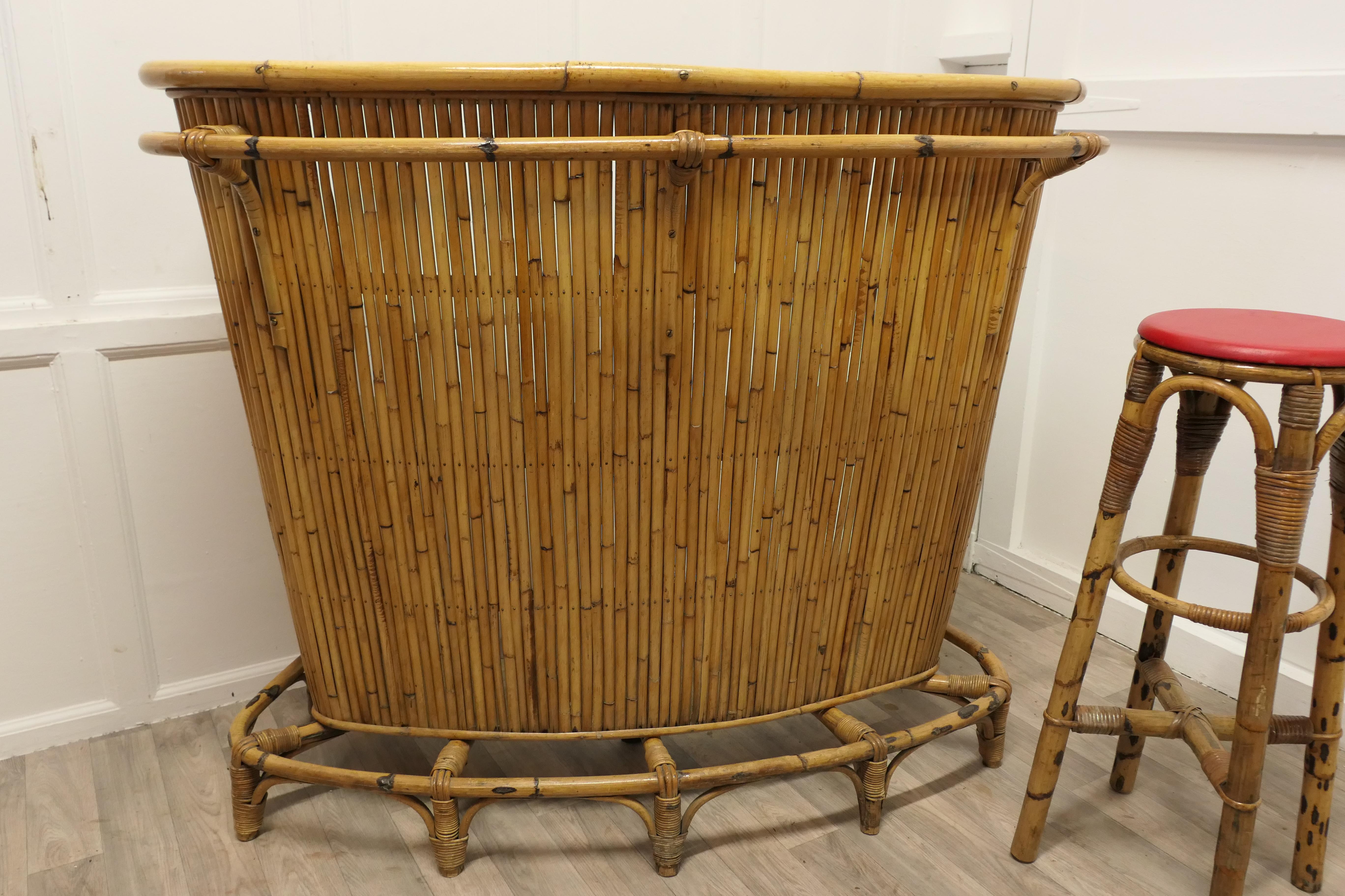 French Reception Greeting Tiki Bar with Stools 2
