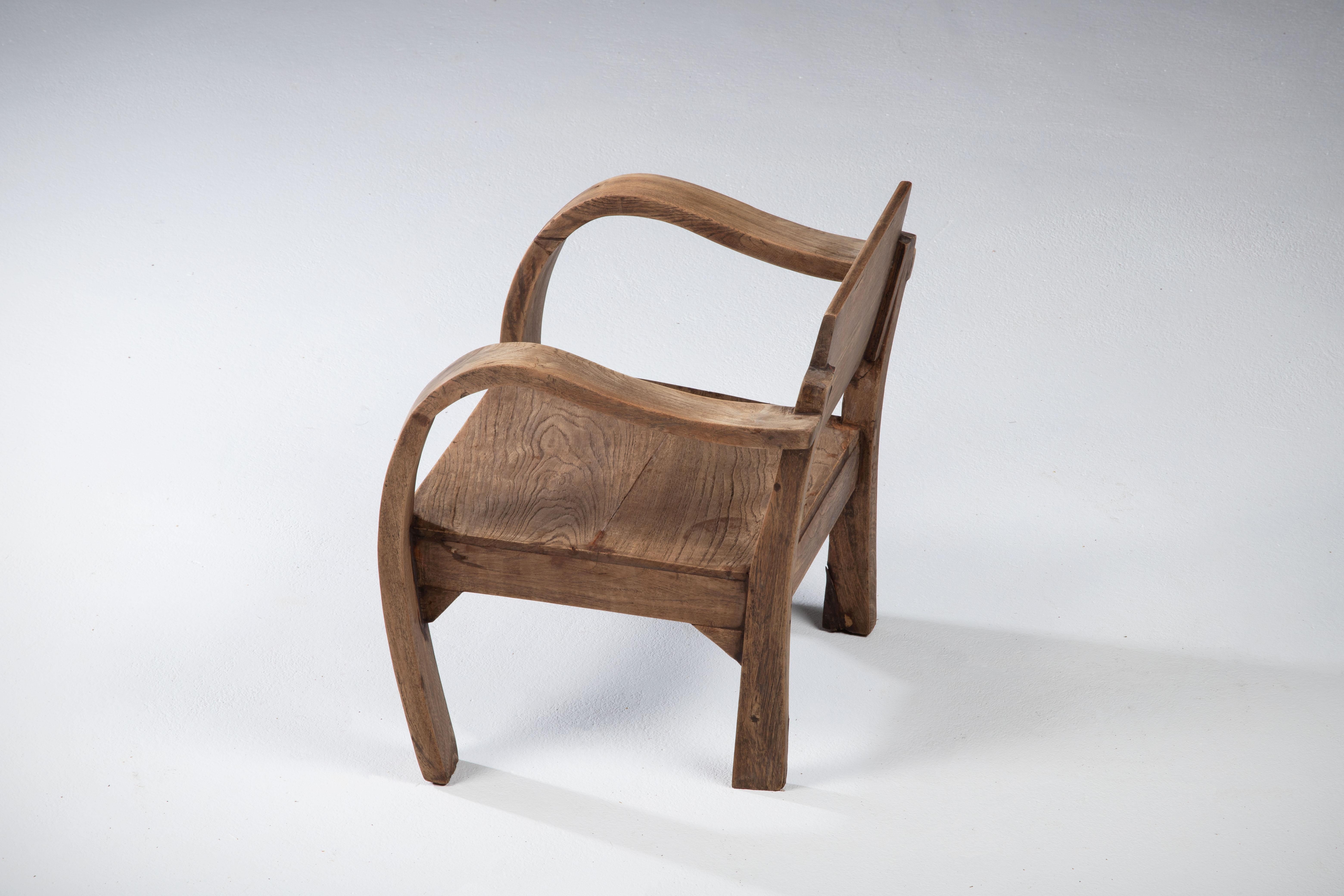 Fauteuil de reconstruction française, années 1940 en vente 7