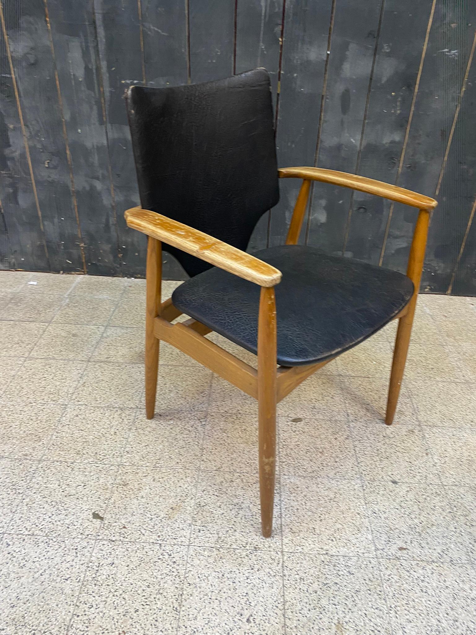 French Reconstruction Armchair in Scandinavian Style, circa 1960 For Sale 2