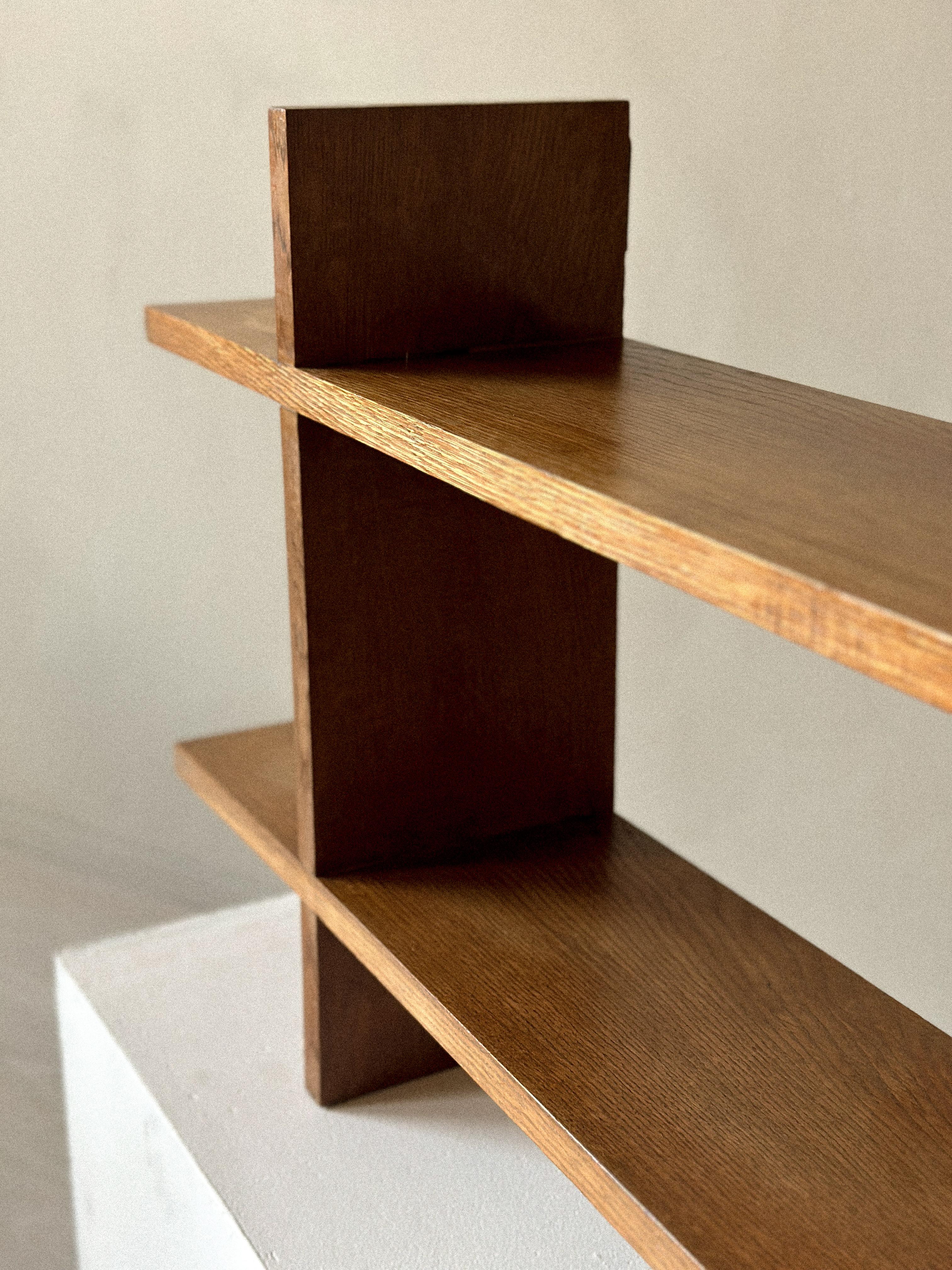French Reconstruction Era Oak Wall Shelf, France, c. 1950s In Good Condition For Sale In Hønefoss, 30