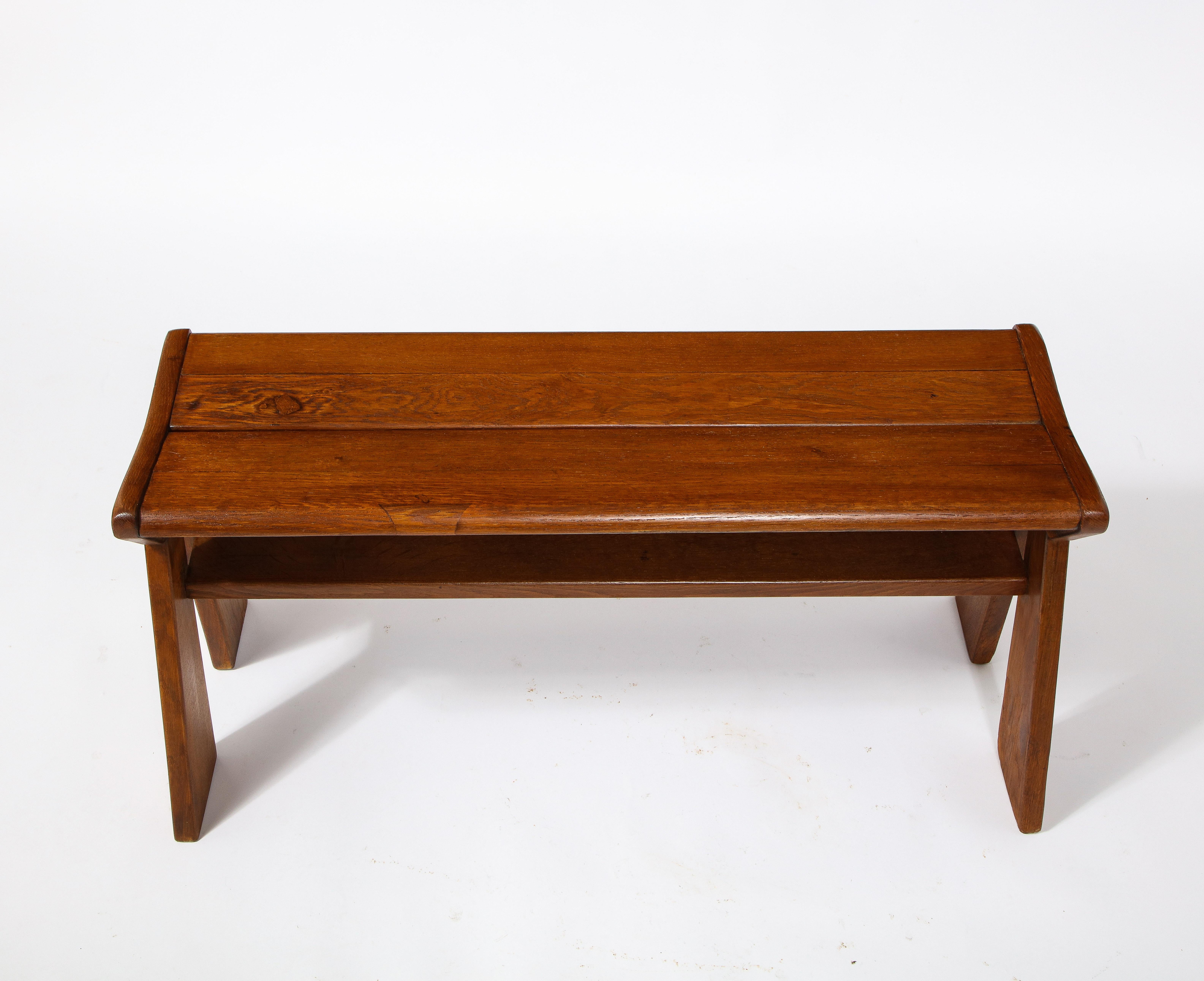 French Reconstruction Era Solid Oak Compact Bench, France, 1940s For Sale 7