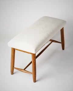 Französische Rekonstruktionsbank aus massivem Eichenholz und cremefarbenem Mohair, Frankreich, 1950er Jahre