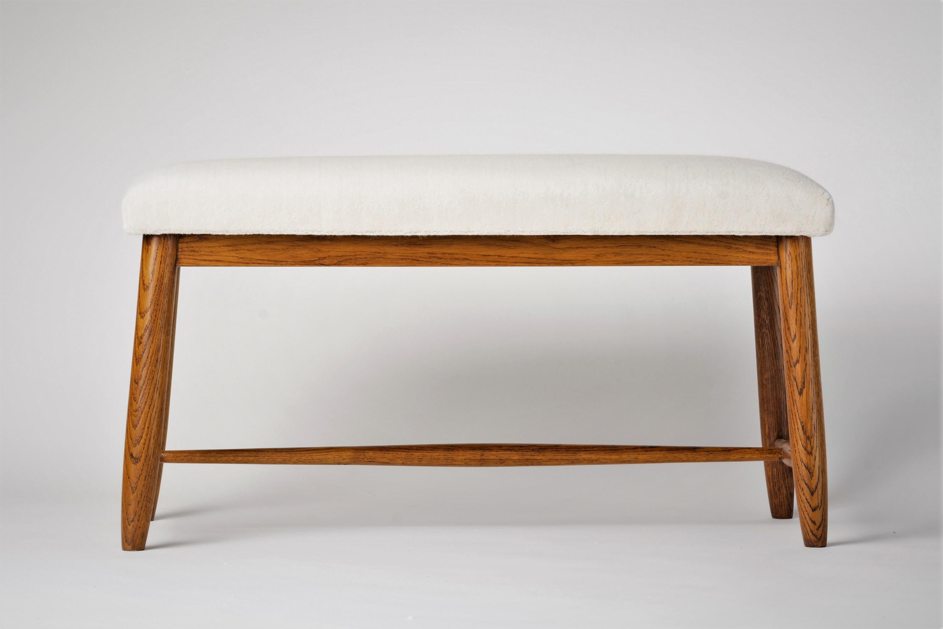 Mid-20th Century French Reconstruction Solid Oak and Off-White Frey Mohair Bench, France, 1950's For Sale
