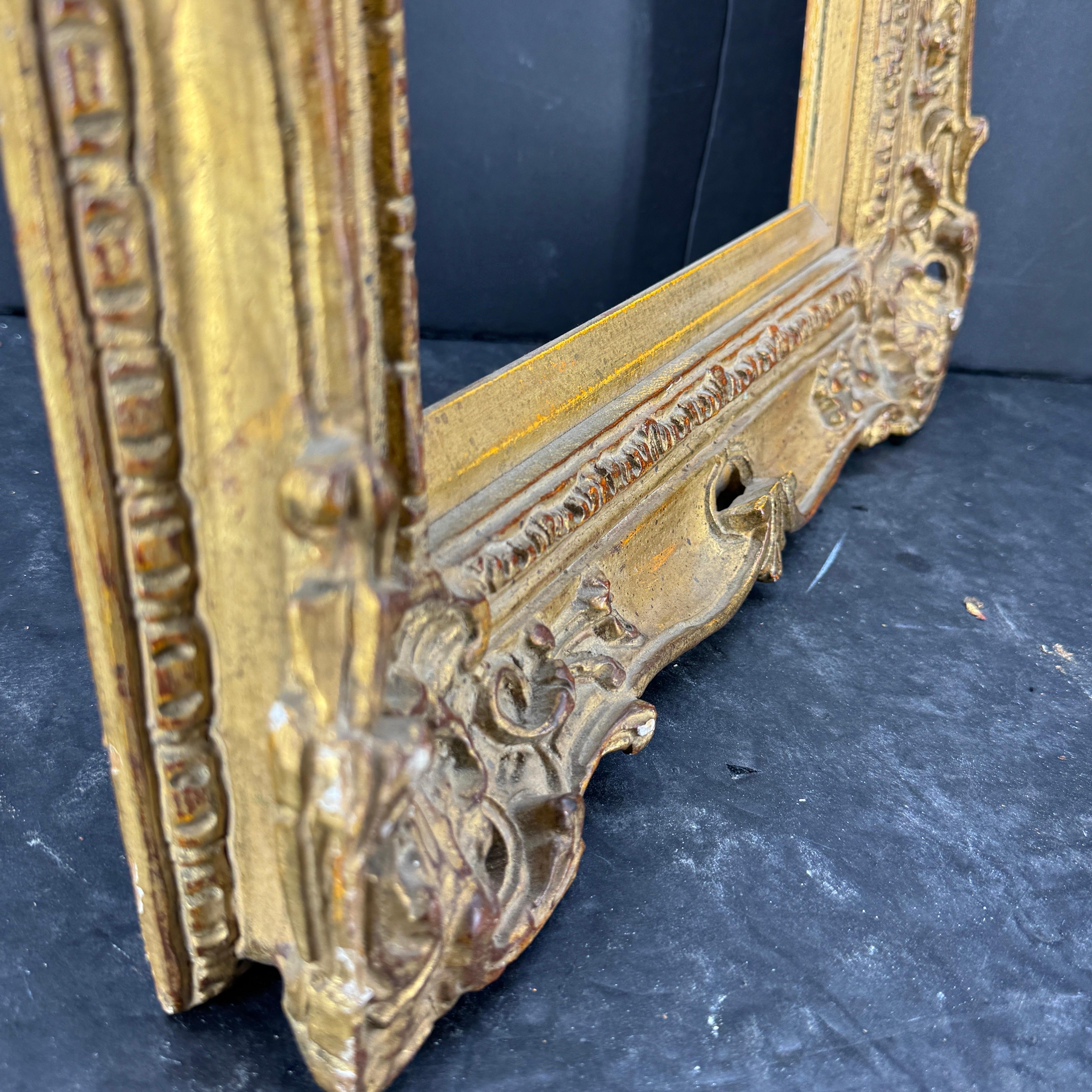 Marco de Arte Rectangular Francés Dorado en Estilo Rococó en venta 10