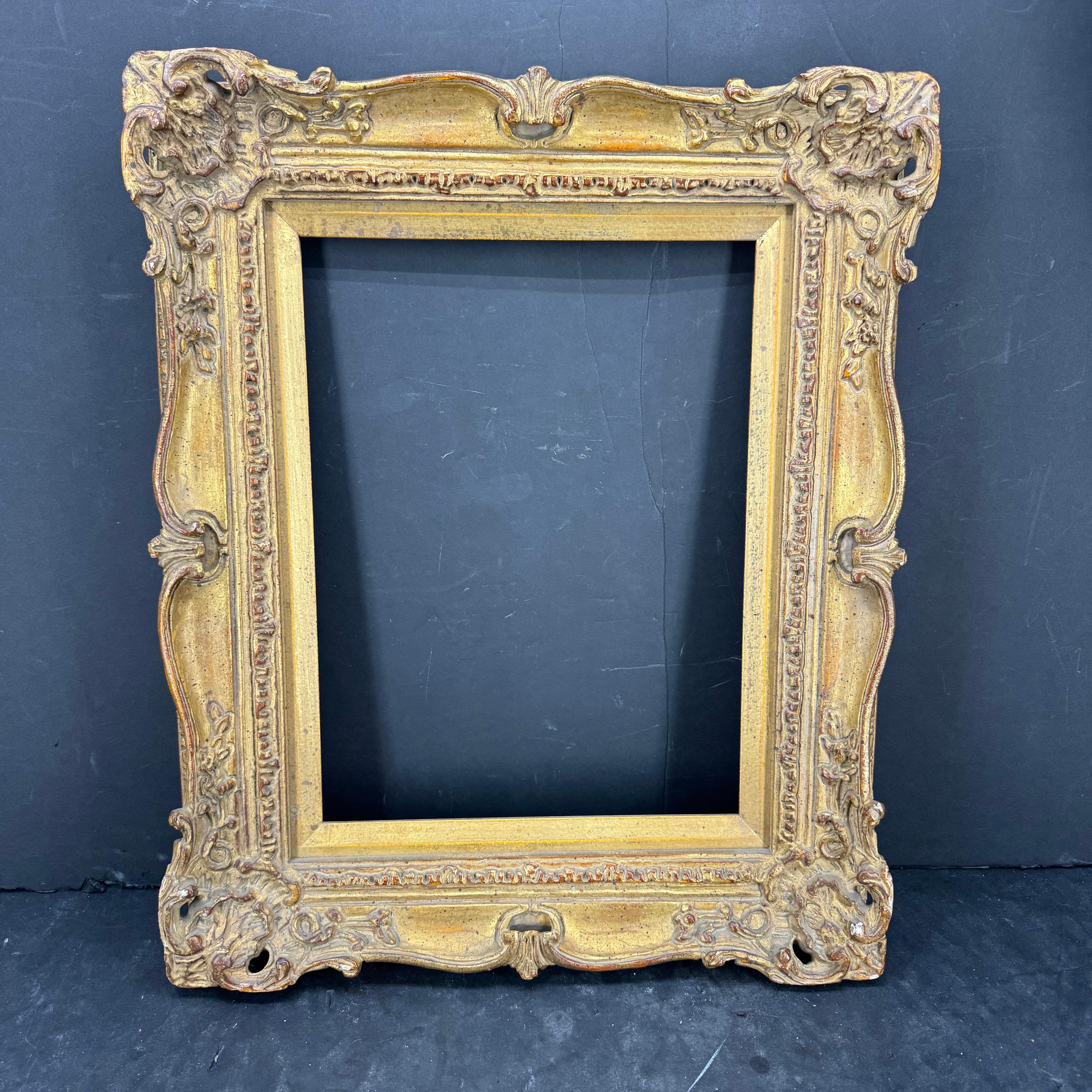 Marco de Arte Rectangular Francés Dorado en Estilo Rococó Europeo en venta