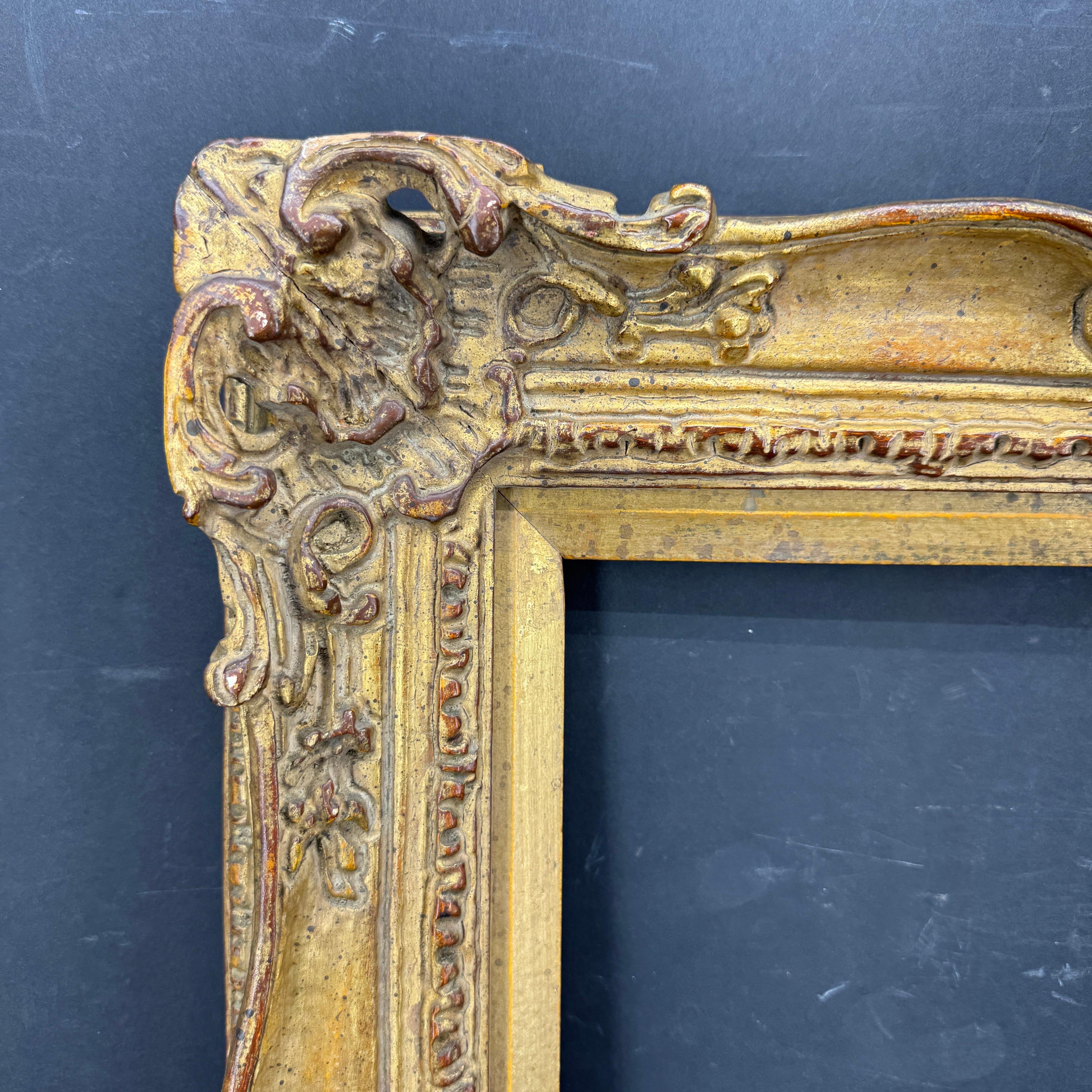 Marco de Arte Rectangular Francés Dorado en Estilo Rococó en venta 1