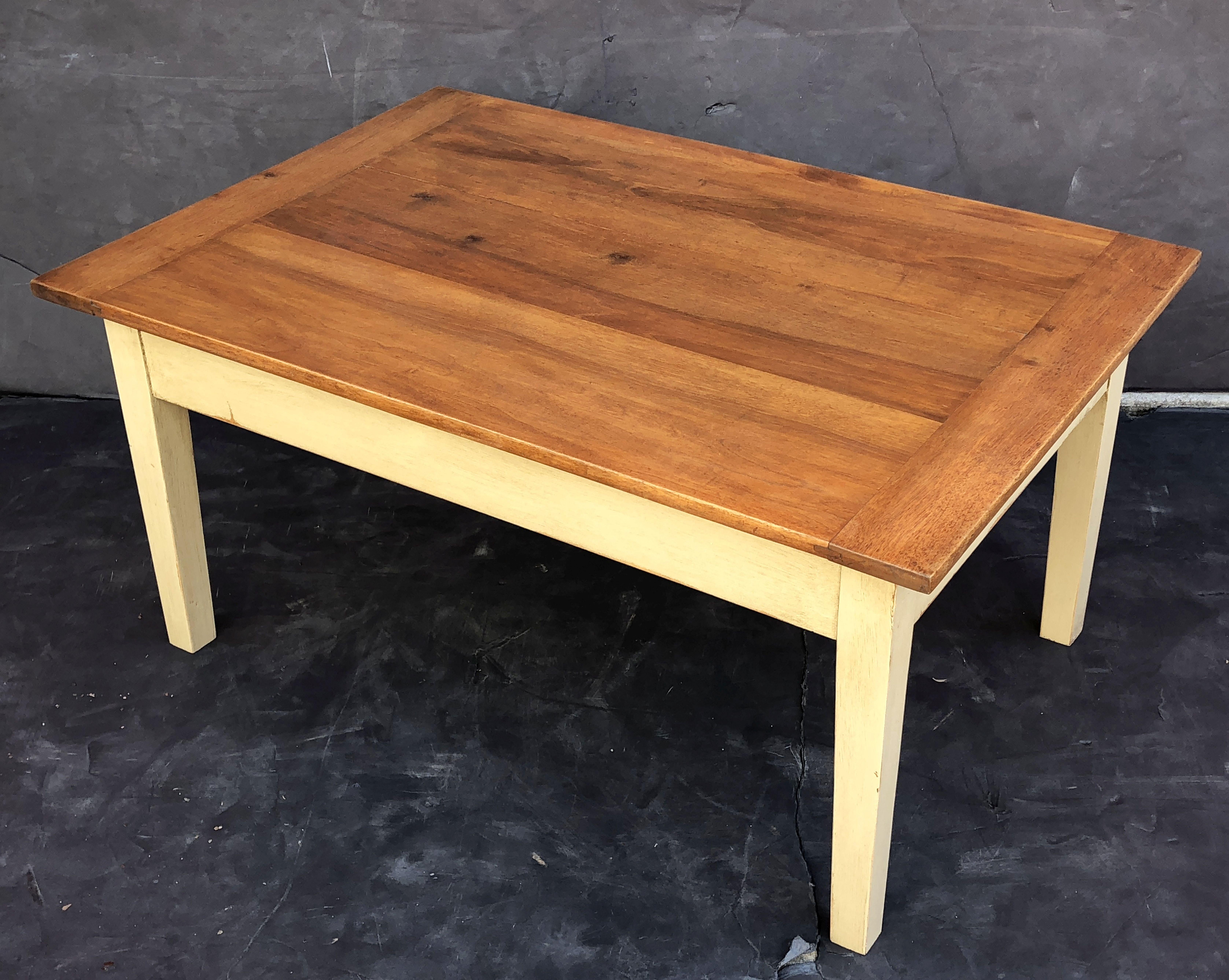 French Rectangular Low Table of Walnut with Painted Base In Good Condition For Sale In Austin, TX