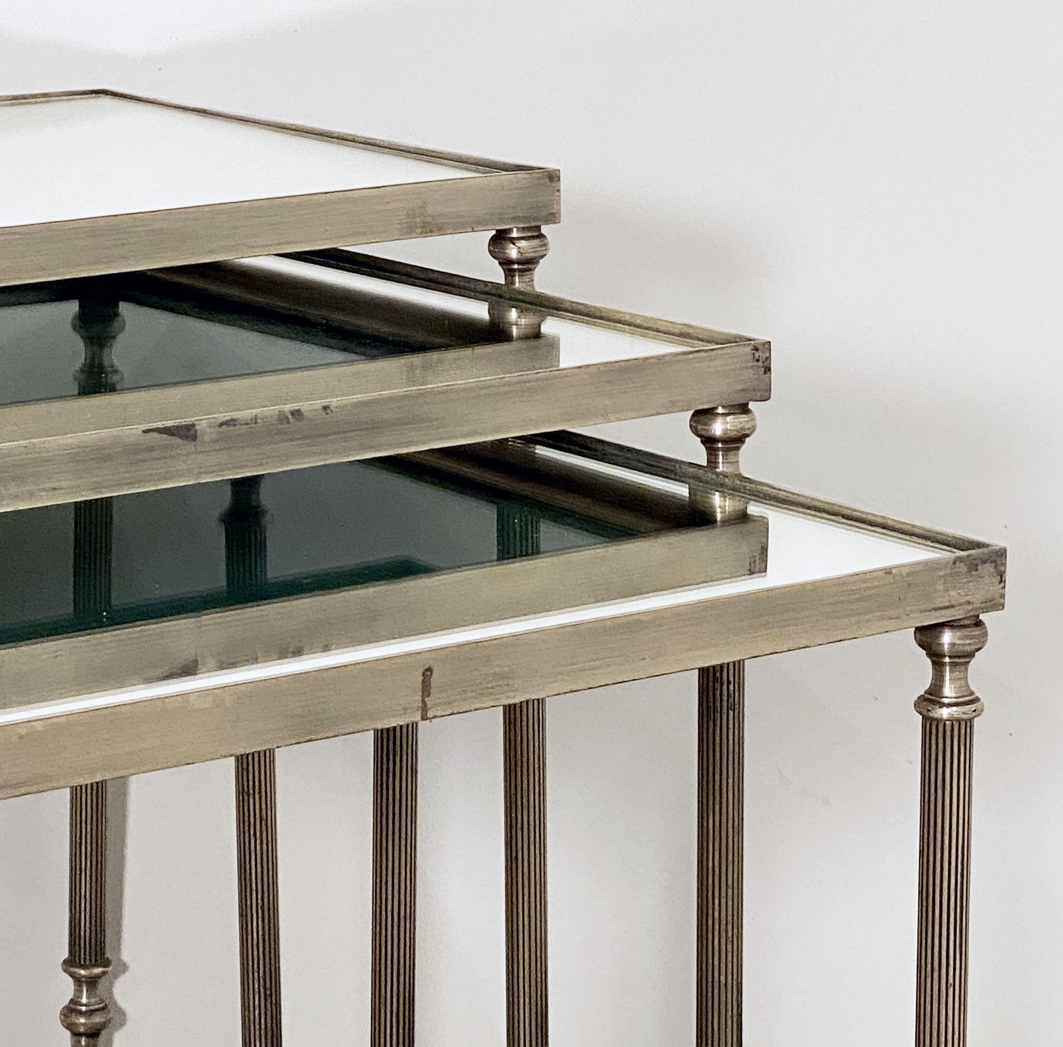 Mid-Century Modern French Rectangular Nesting Tables with Mirrored Glass Tops For Sale