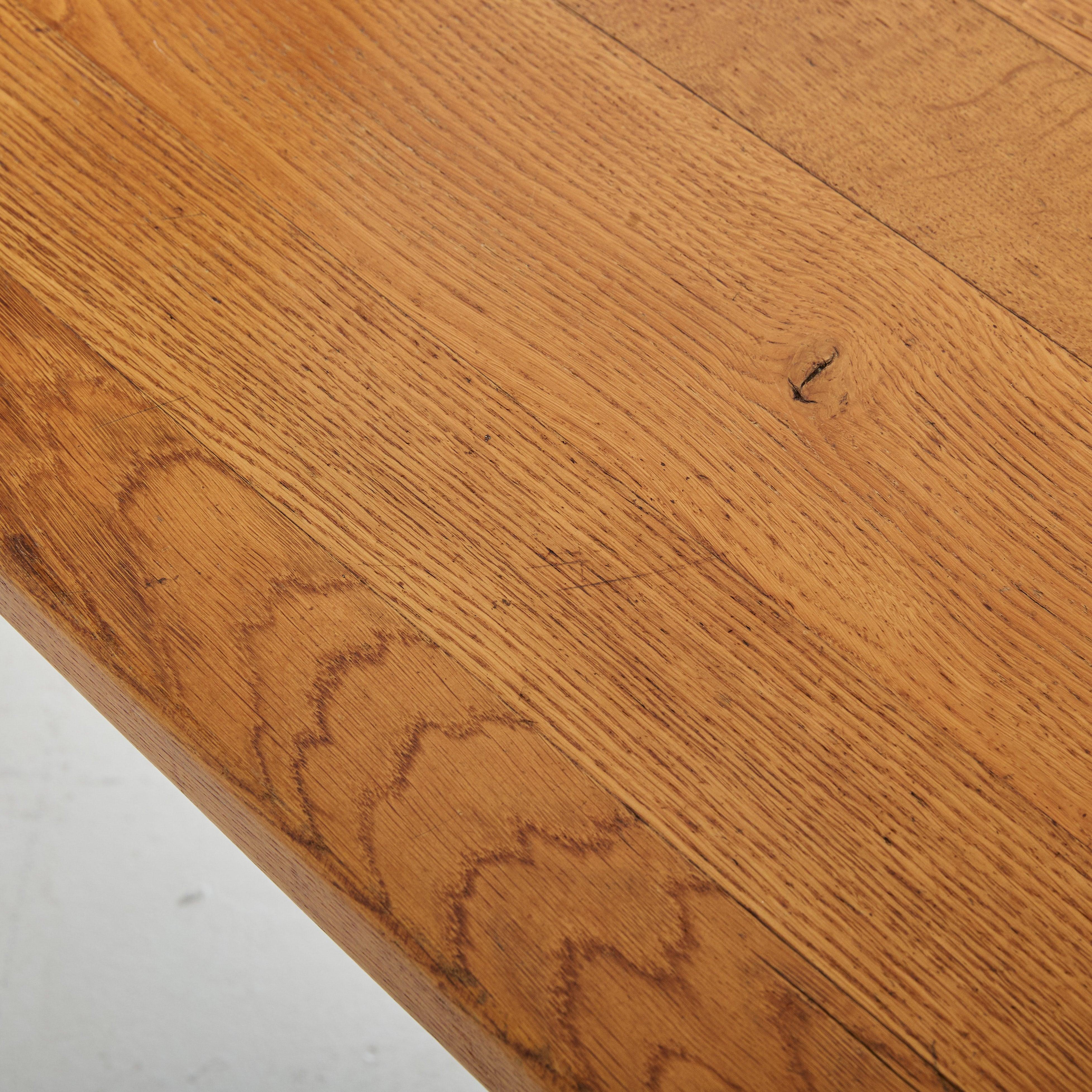 Chêne French Rectangular Oak Dining Table with Stretcher Base, 1960s en vente