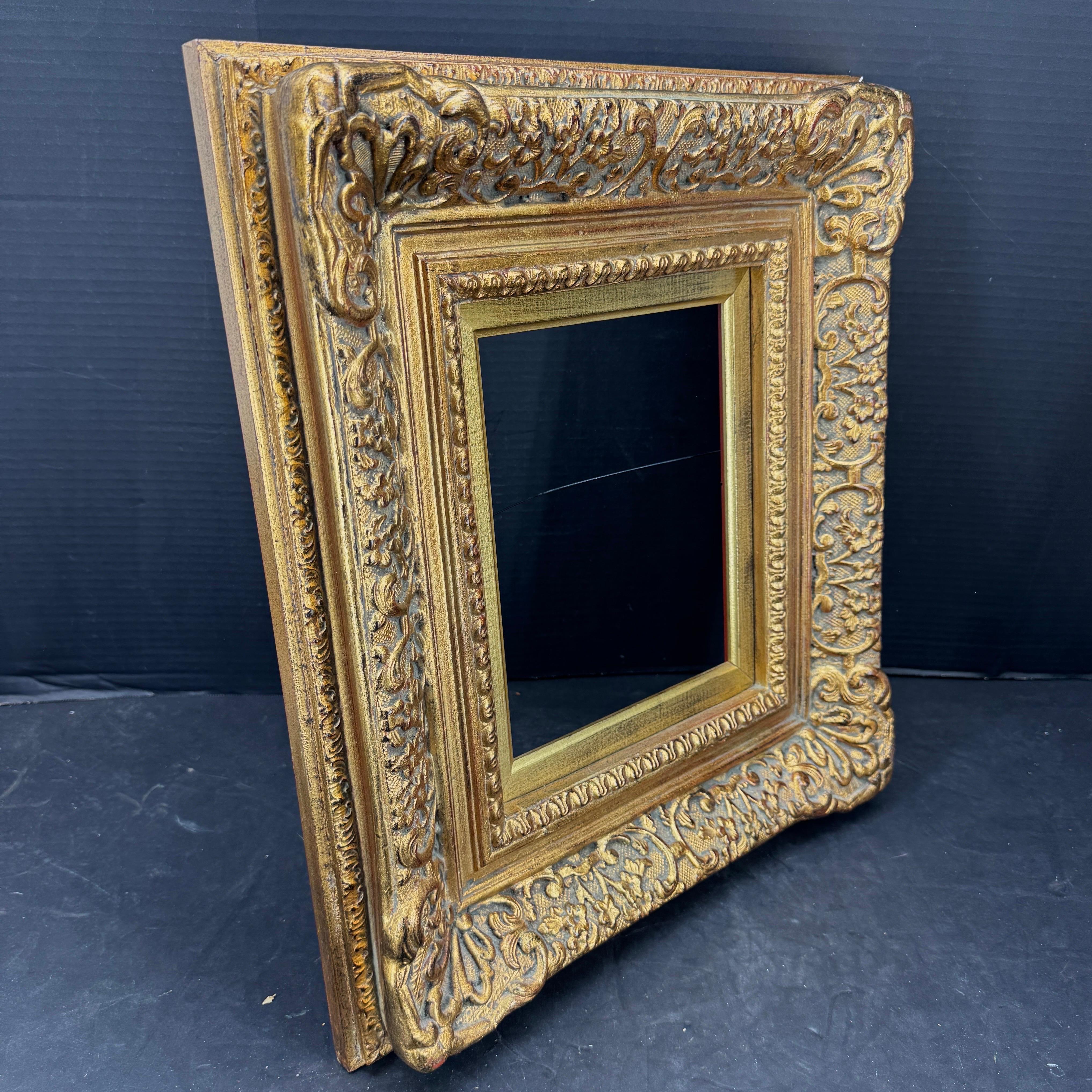 Cadre d'art rectangulaire doré et doré de style rococo en vente 1
