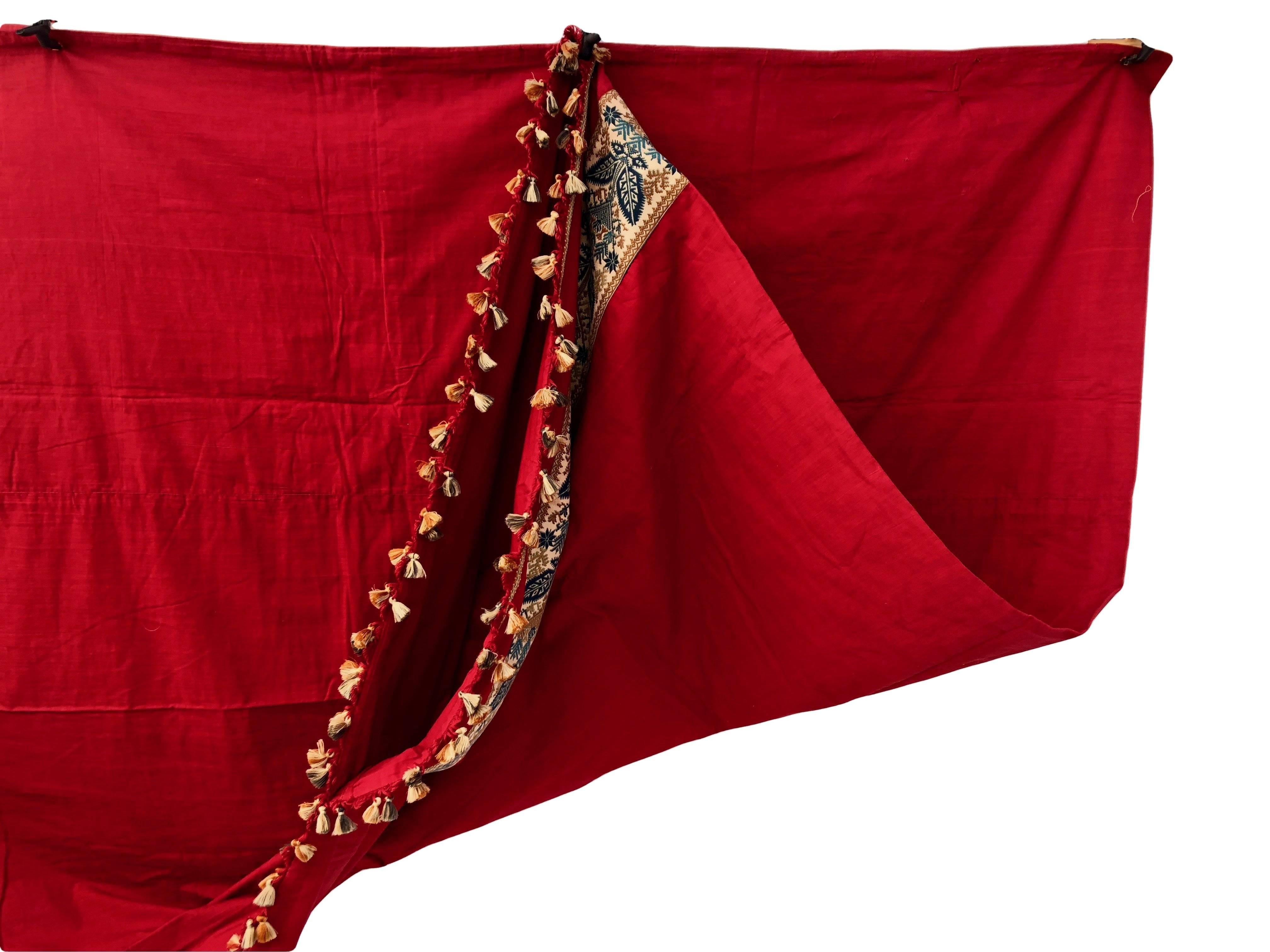 Eight Pieces French Red Cotton Padded Curtains with Wide Weaved Trim and Tassels For Sale 10
