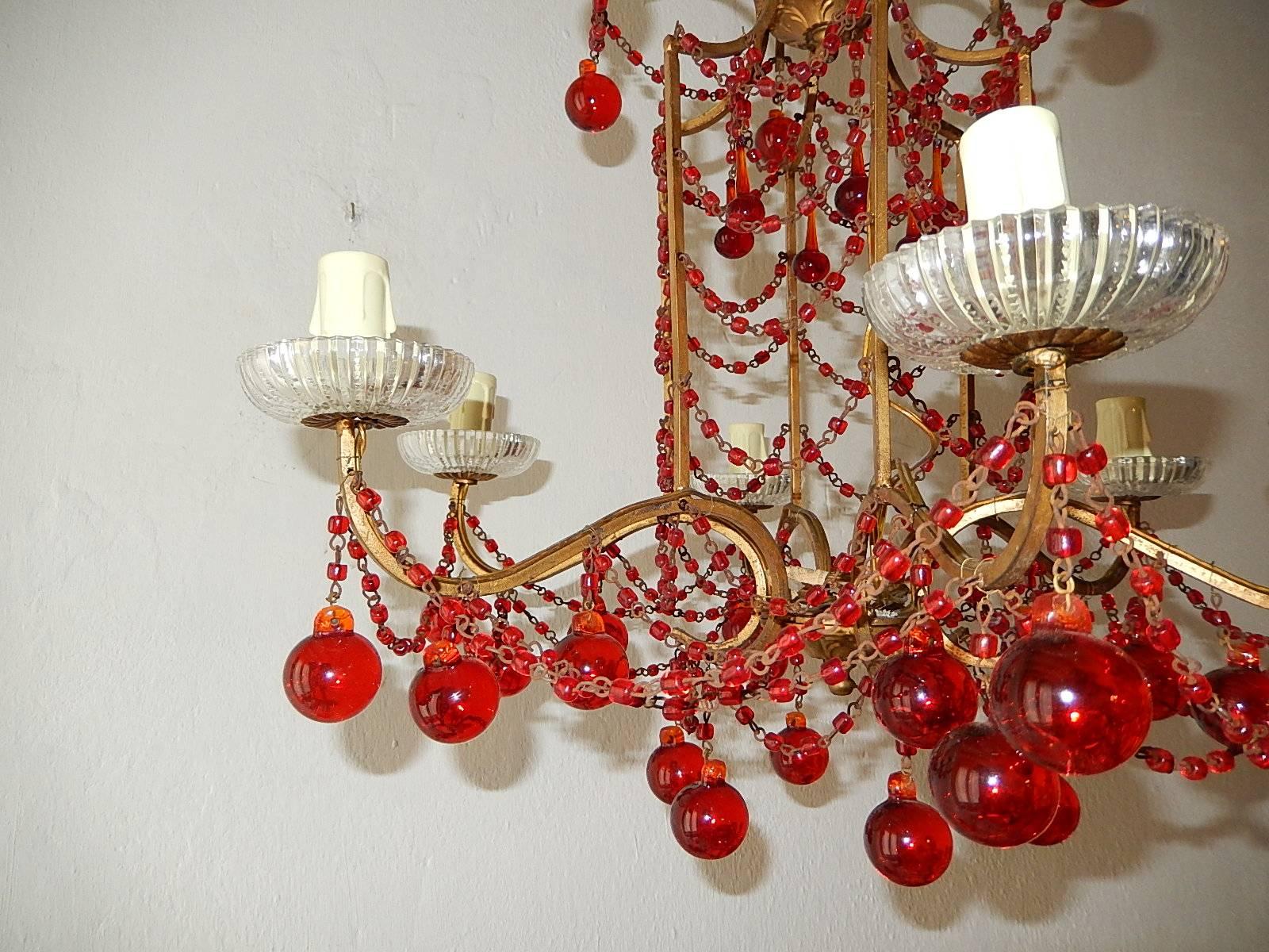 French Red Murano Ball and Chains Chandelier, circa 1940 In Excellent Condition In Modena (MO), Modena (Mo)