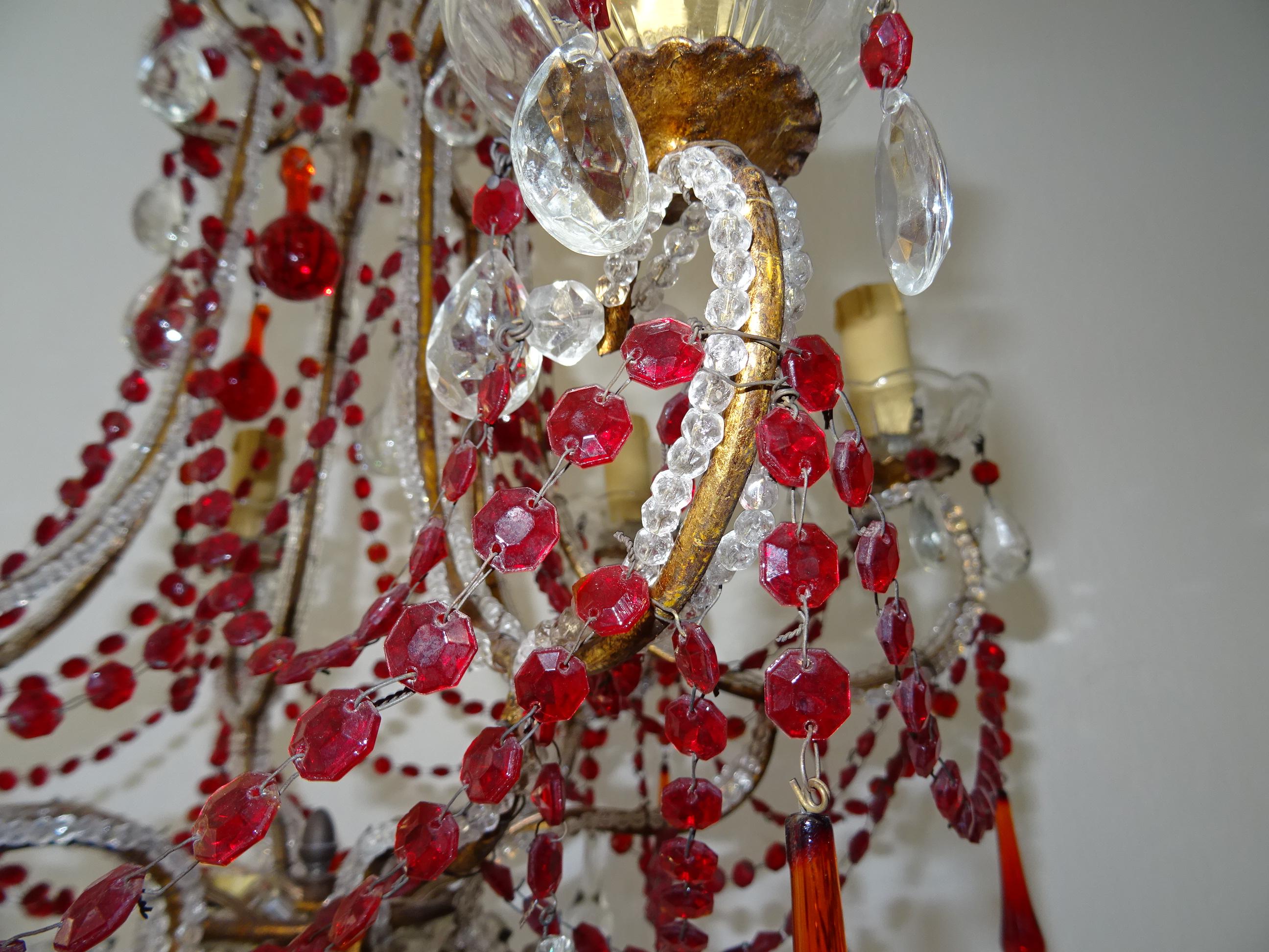 Lustre français en gouttes et chaînes en cristal de Murano rouge avec prismes en perles, vers 1900 en vente 4
