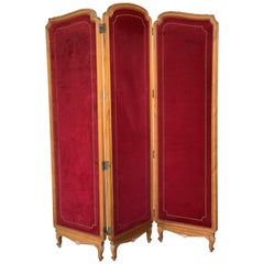 French Red Velvet Three-Panel Screen Adorned with Antique Brass Tacks