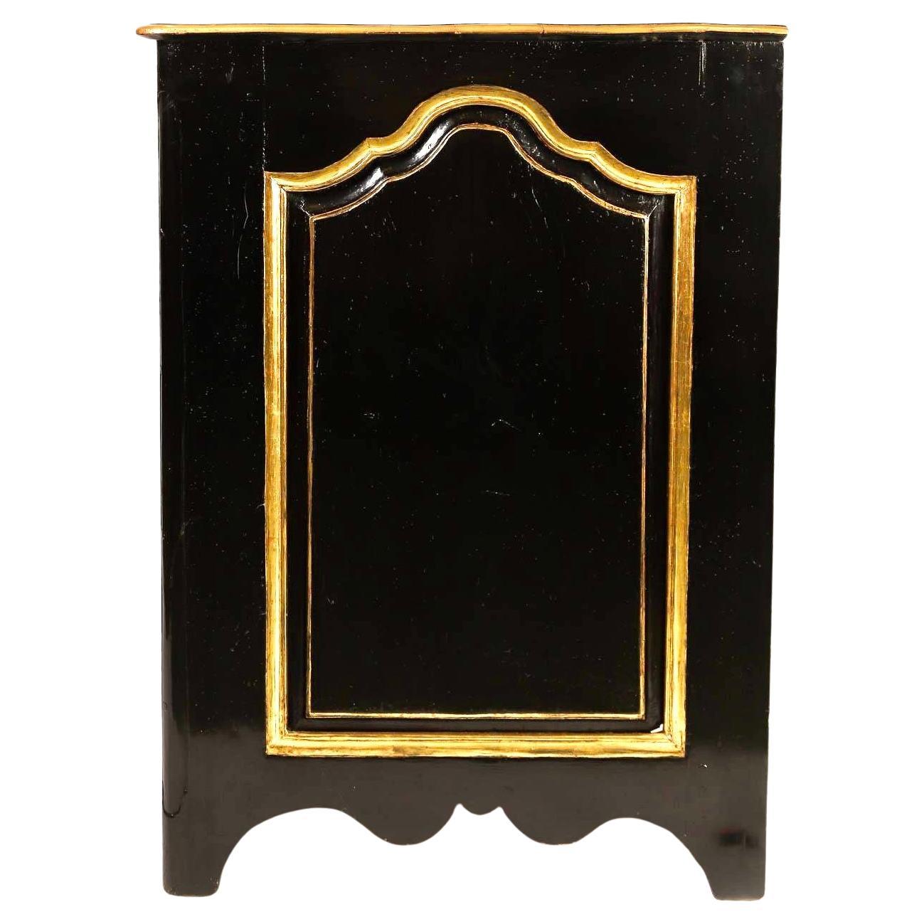 Regency French Regence Black Lacquer Ormolou Mounted Gilded Serpentine Front Commode