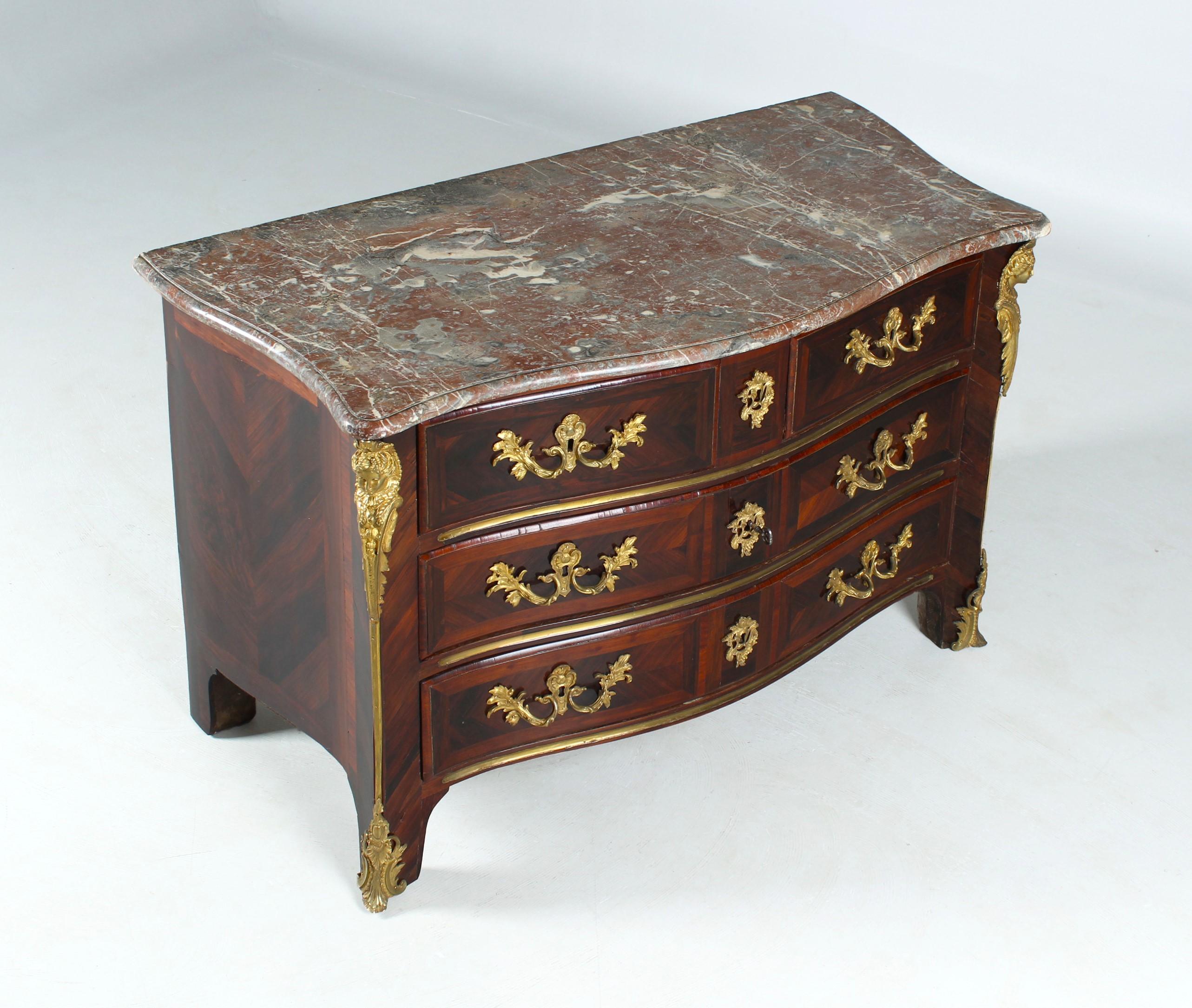 French Regence Chest of Drawers with Ormolu Fittings, Early 18th Century For Sale 6